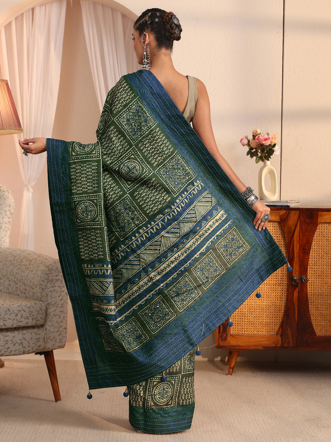  Libas Green and Blue Multi Ethnic Printed Silk Blend Saree 