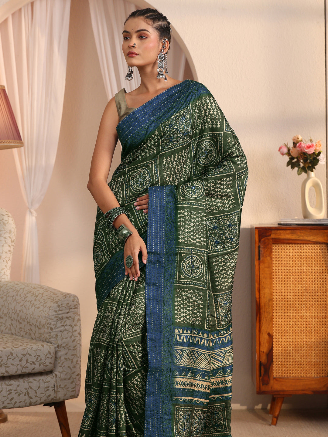  Libas Green and Blue Multi Ethnic Printed Silk Blend Saree 