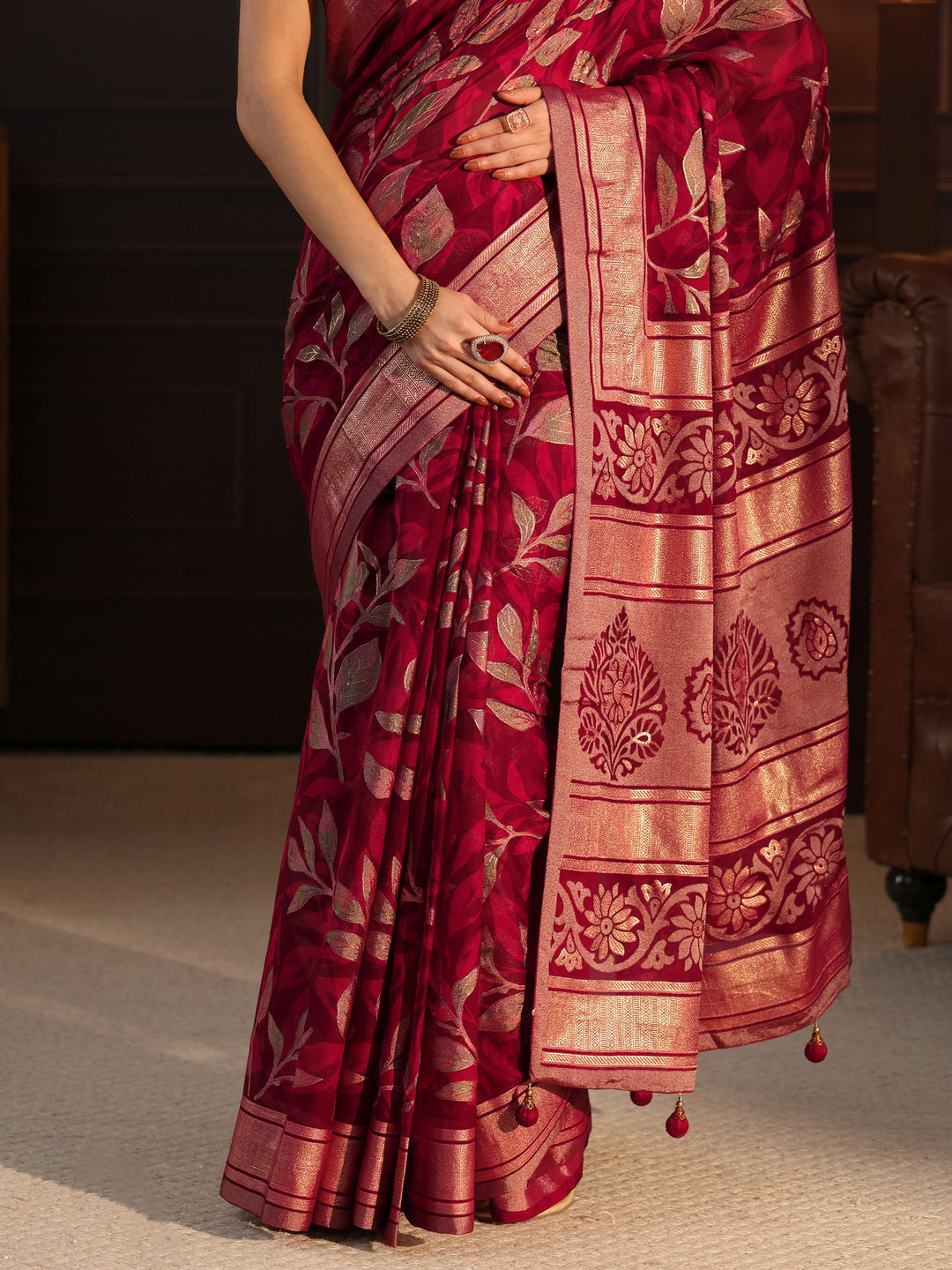  Libas Maroon Floral Foil Printed Silk Blend Saree 
