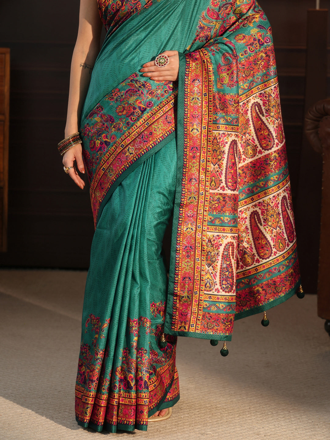  Libas Sea Green Printed Silk Blend Saree with Paisley Pallu 