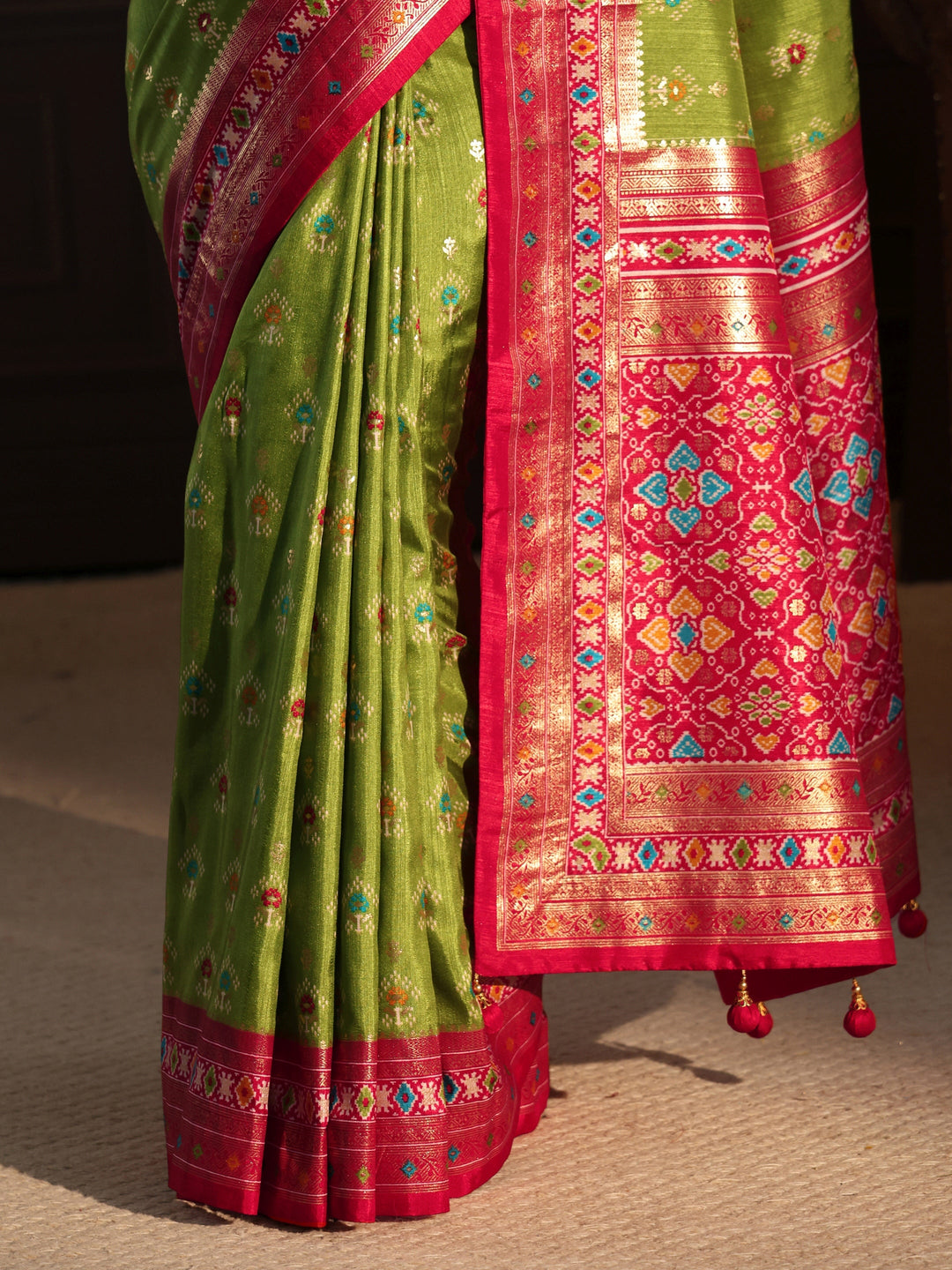  Libas Olive Green and Pink Ethnic Printed Silk Blend Saree 