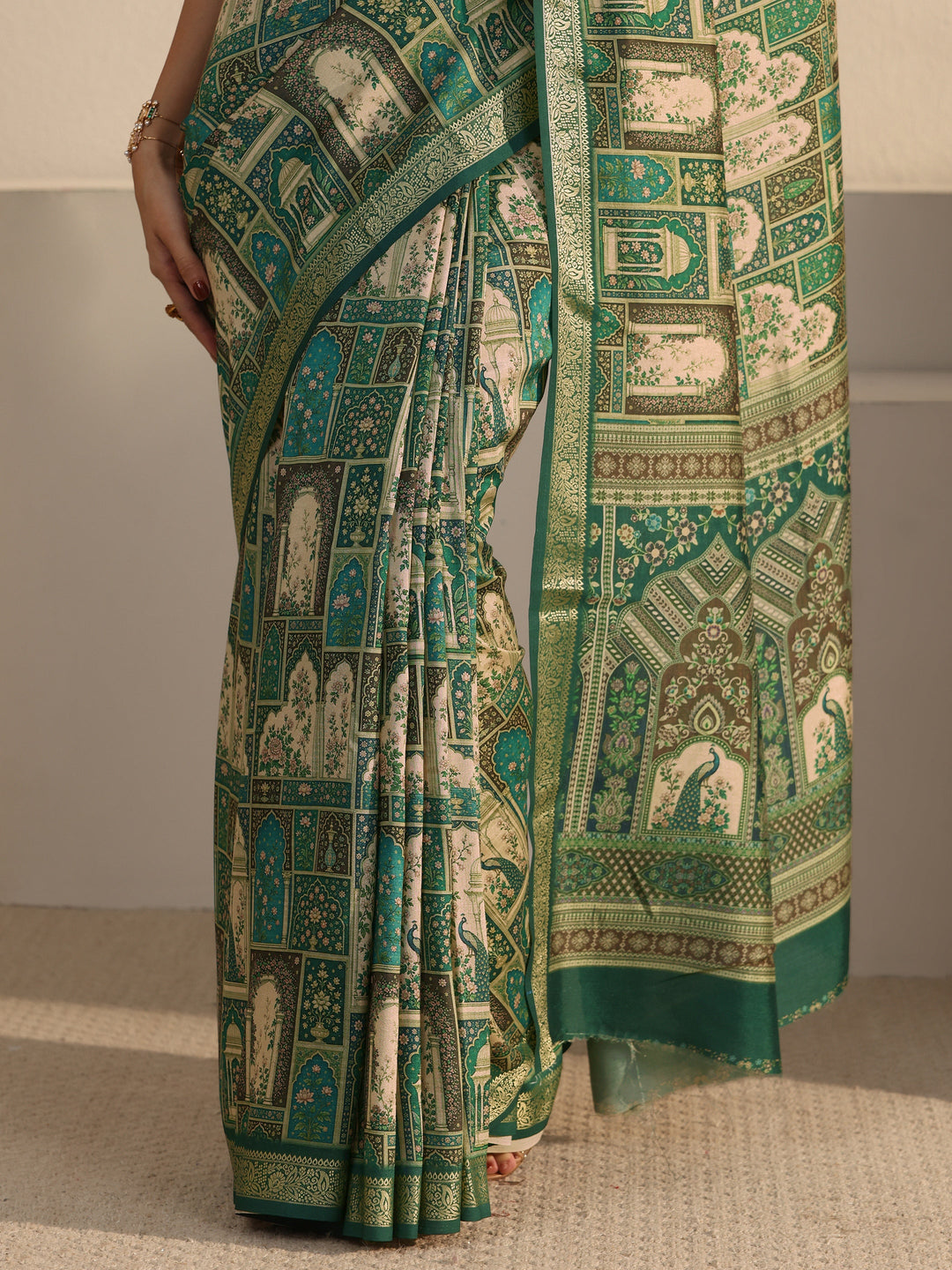 Libas Green Jharokha Printed Silk Blend Saree 