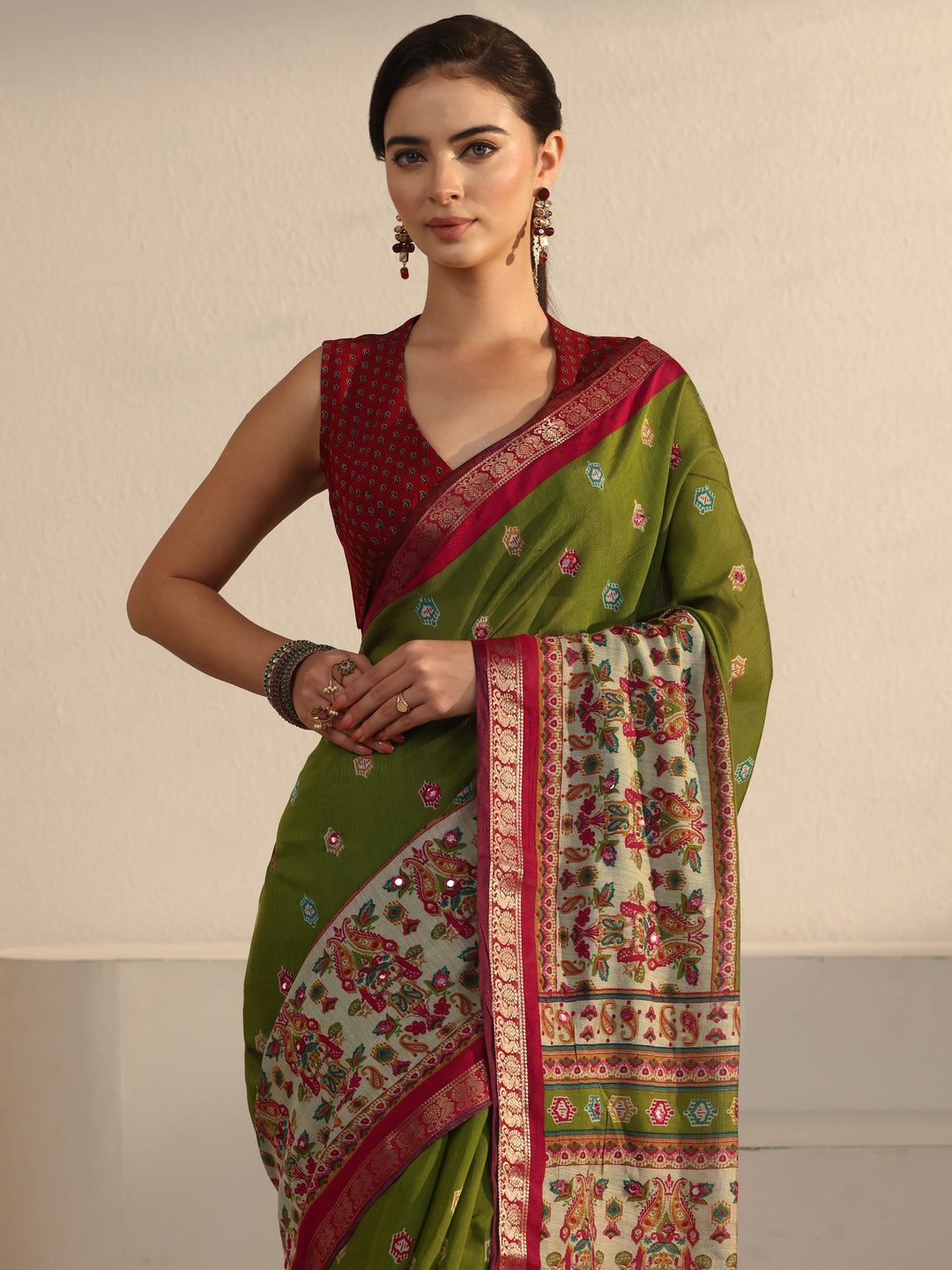  Libas Green and Red Printed Mirror Work Silk Blend Tassel Saree 