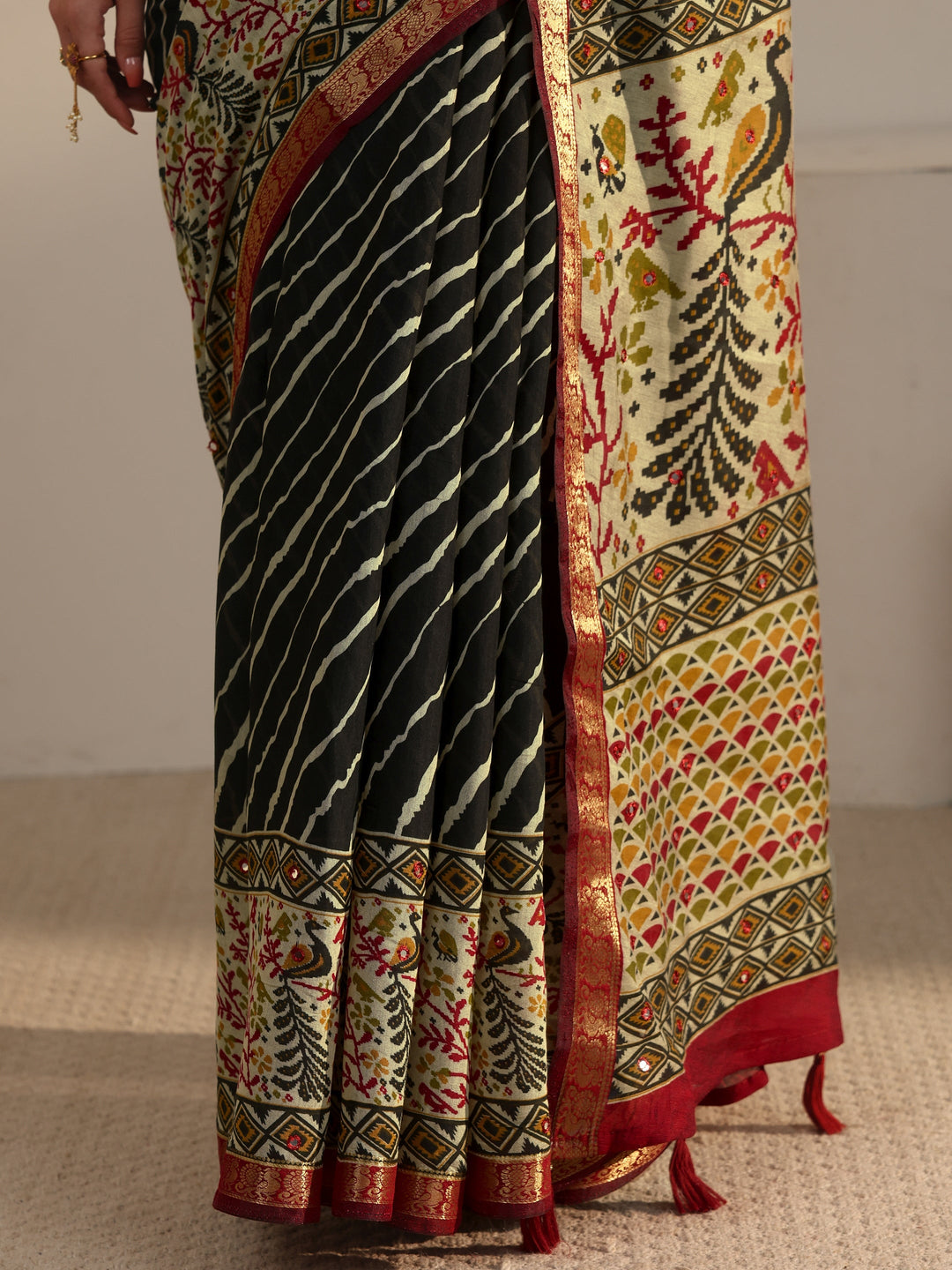  Libas Black and Red Leheriya Printed Silk Blend Tassel Saree 