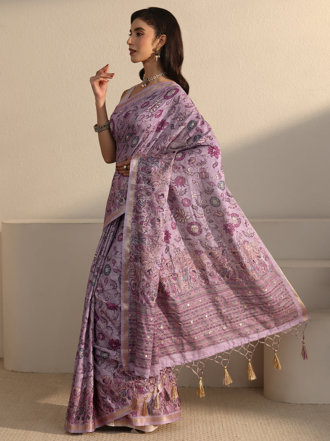  Libas Lavender Floral Printed Silk Blend Tassel Saree 