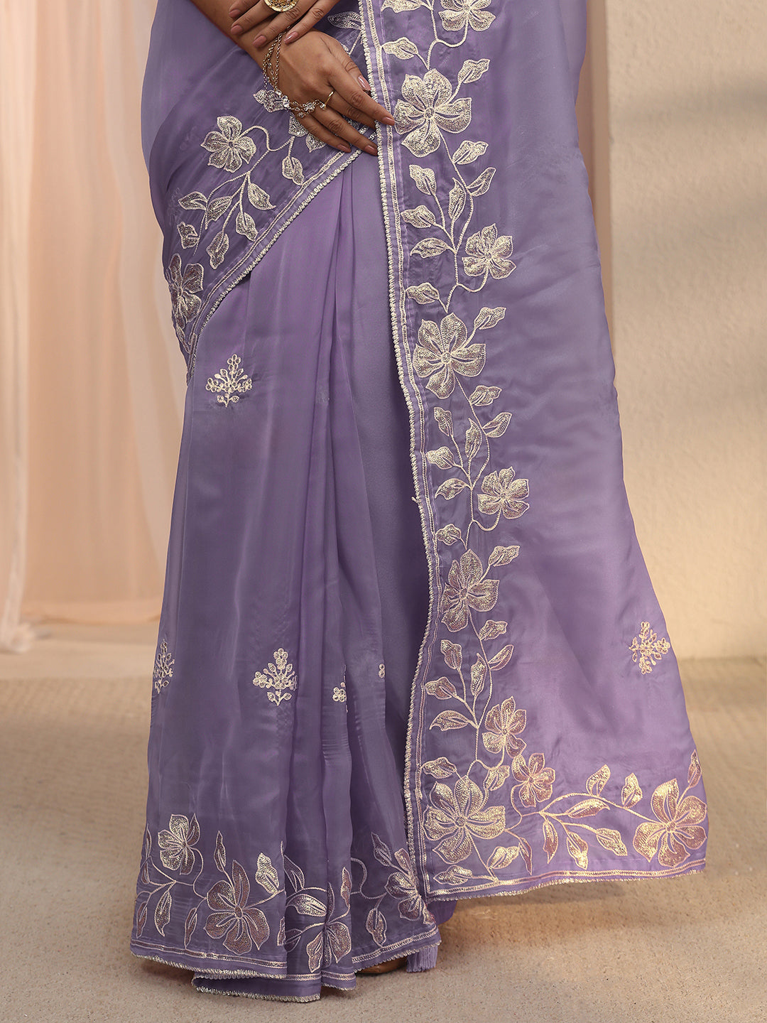  Libas Lavender Floral Embroidered Tissue Saree 