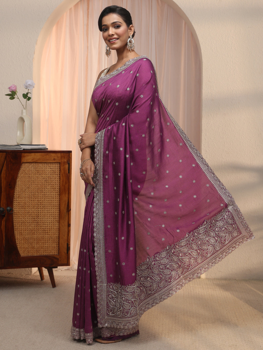  Libas Mauve Embroidered Silk Blend Saree with Paisley Pallu 