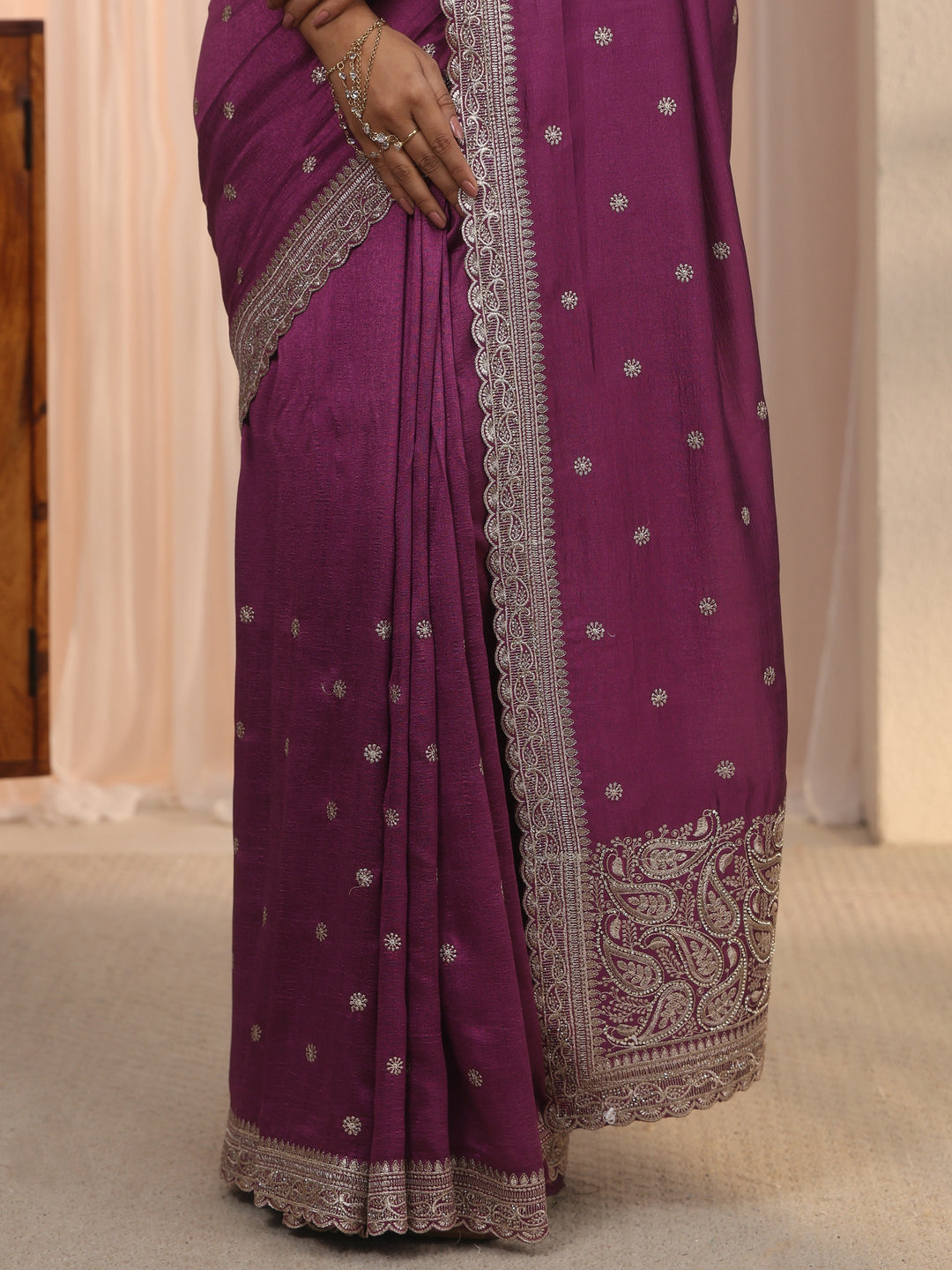  Libas Mauve Embroidered Silk Blend Saree with Paisley Pallu 