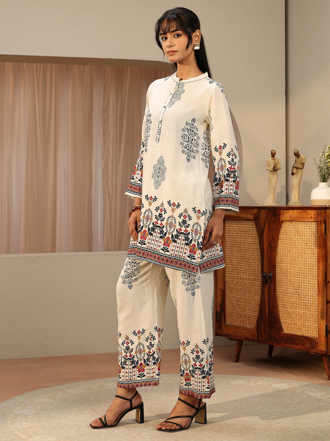  Off White Floral Printed Rayon Co-Ord Set 