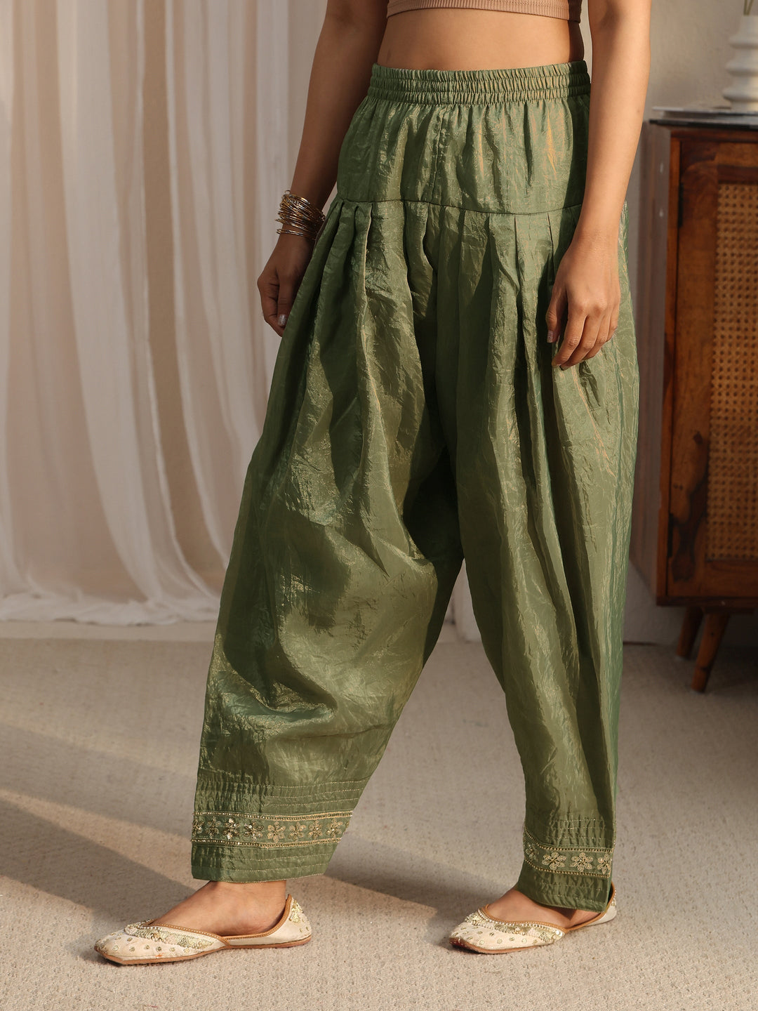  Libas Art Green Embroidered Organza Farshi Salwar Suit 
