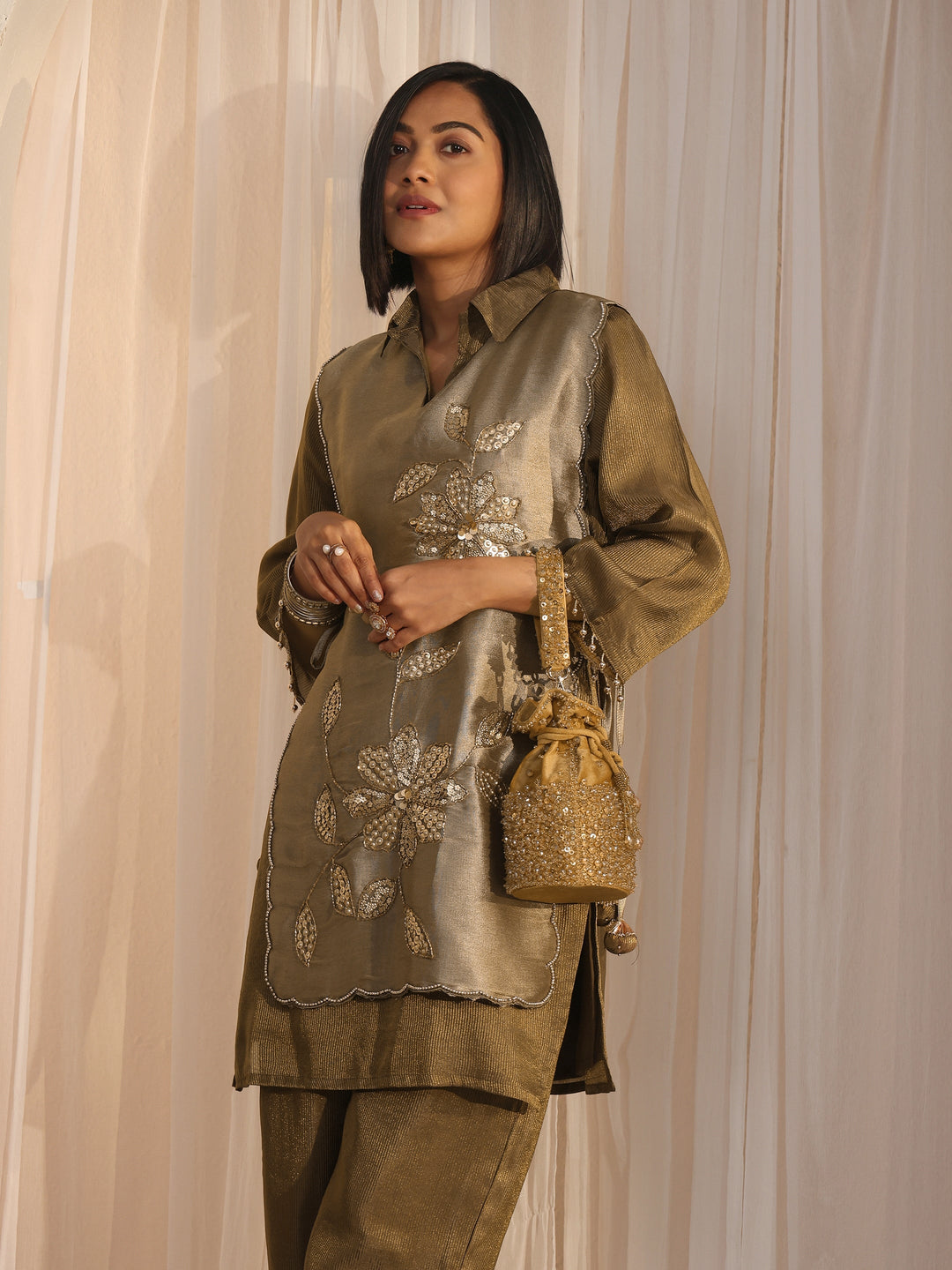  Libas Grey Floral Embellished Tissue Bib Style Co-Ord Set 