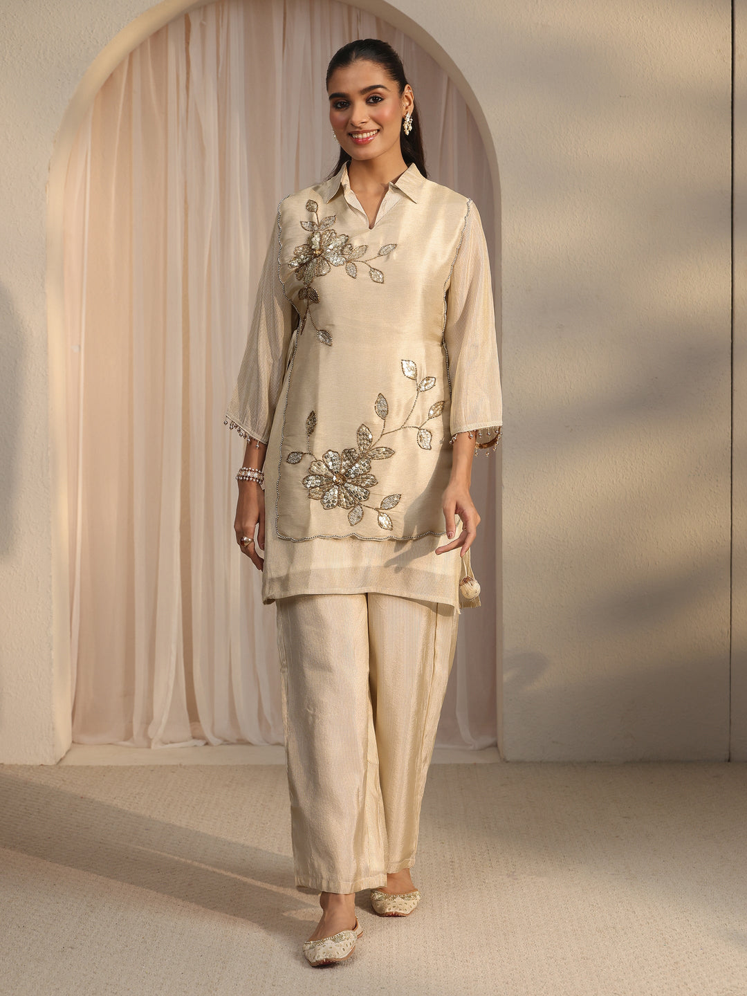 Libas Cream Floral Embellished Tissue Bib Style Co-Ord Set 