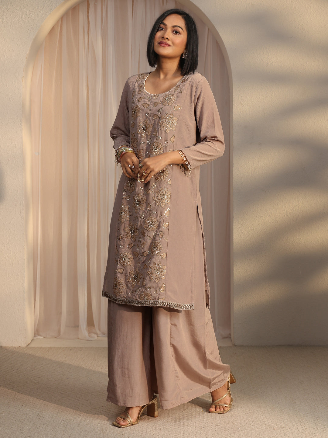  Libas Grey Floral Sequin Embellished Chinon Palazzo Suit Set 
