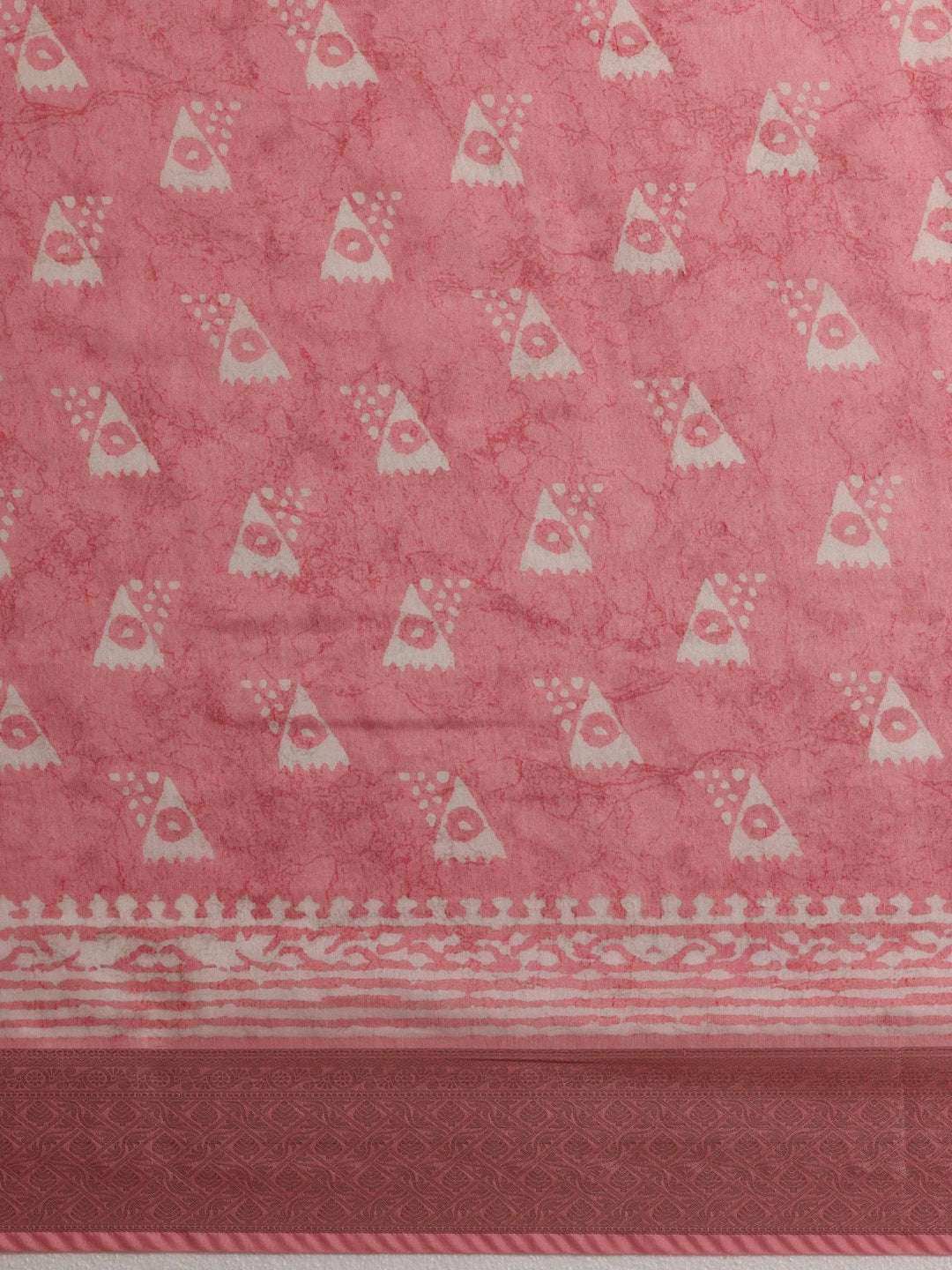 Pink Printed Silk Blend Saree With Unstitched Blouse Piece - Libas 