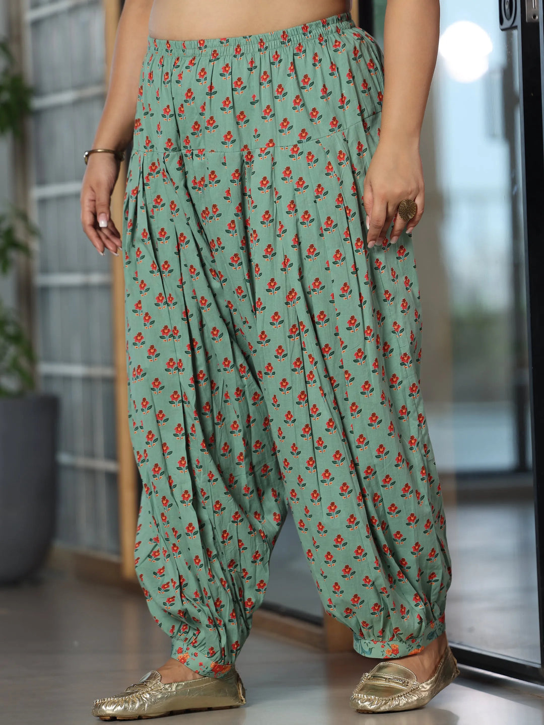  Plus Size Green Printed Cotton Straight Kurta Set 
