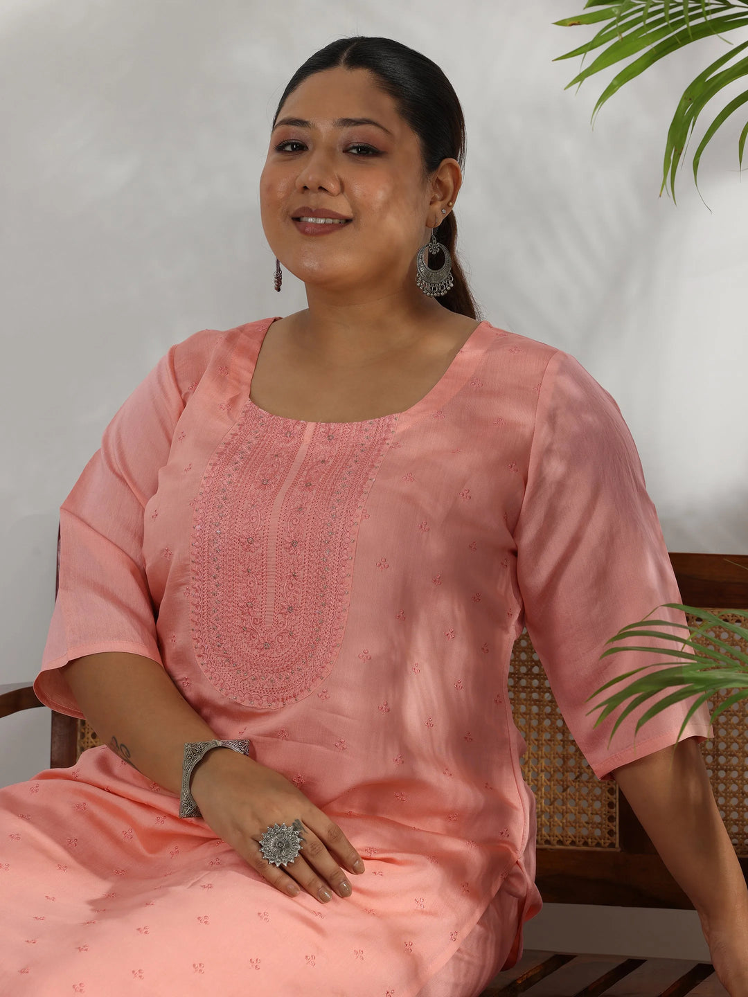  Plus Size Embroidered Silk Blend Straight Kurta Set 