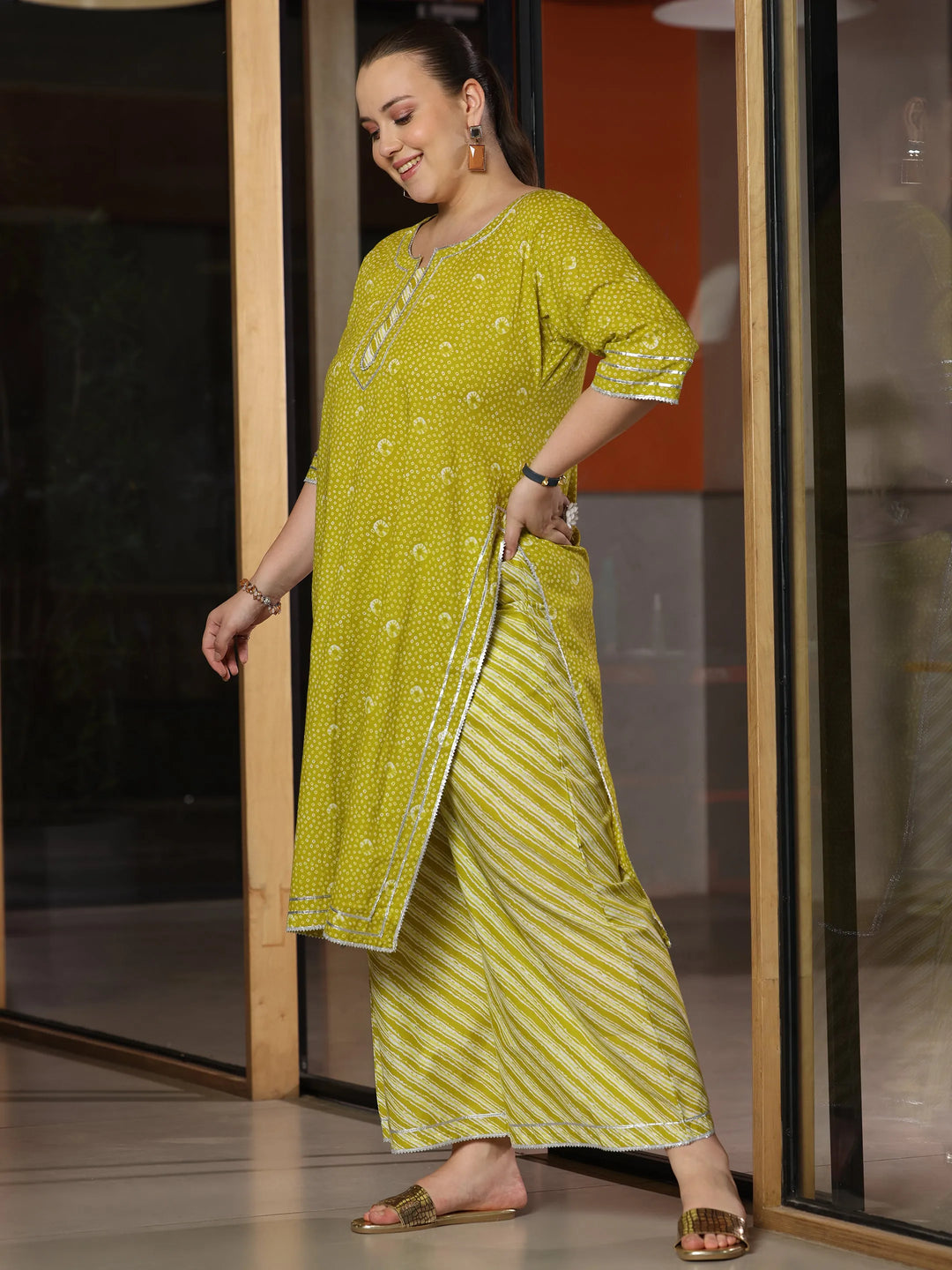  Plus Size Olive Printed Cotton Straight Suit With Dupatta 