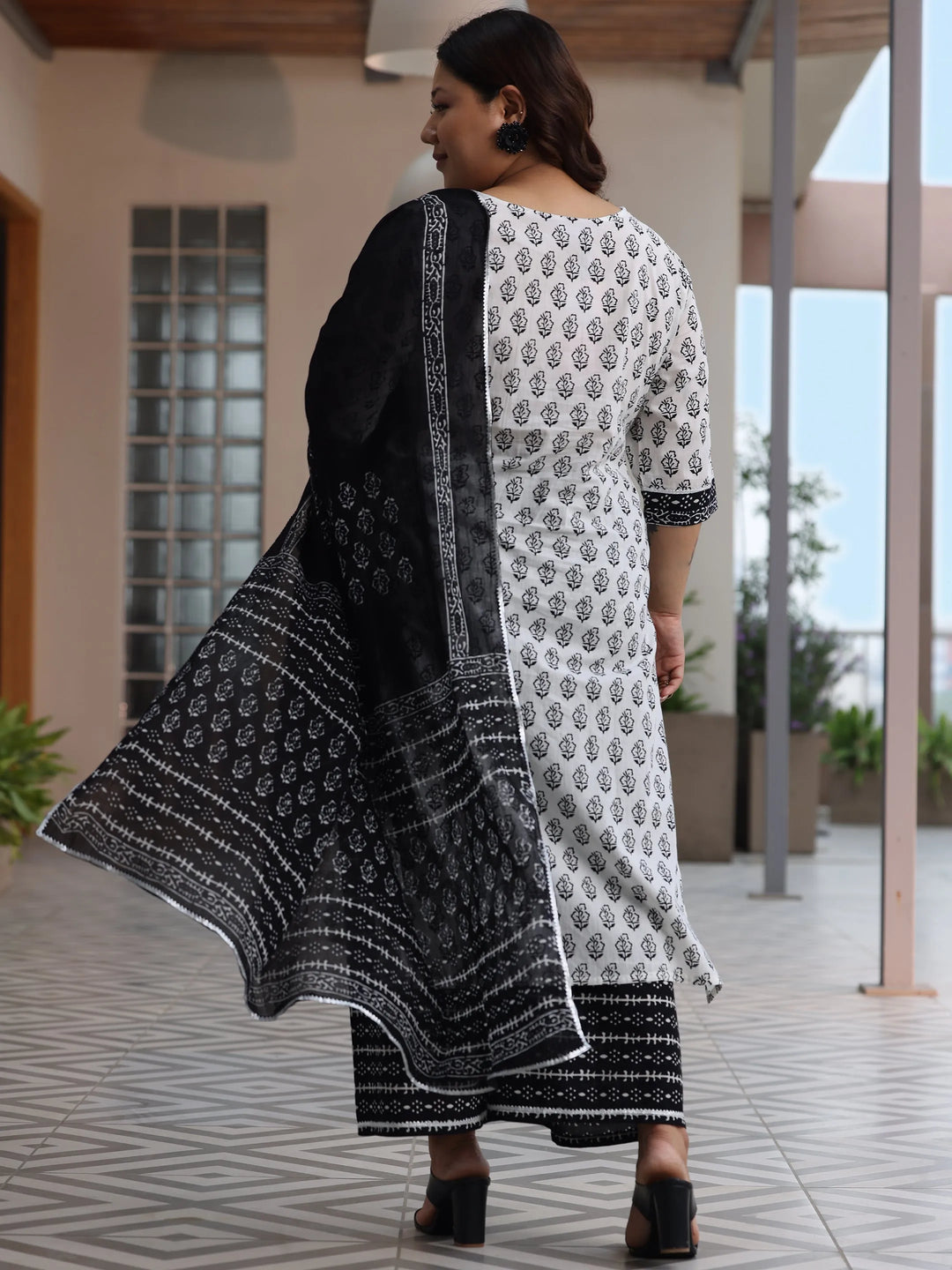  Plus Size Off White Printed Cotton Straight Suit With Dupatta 