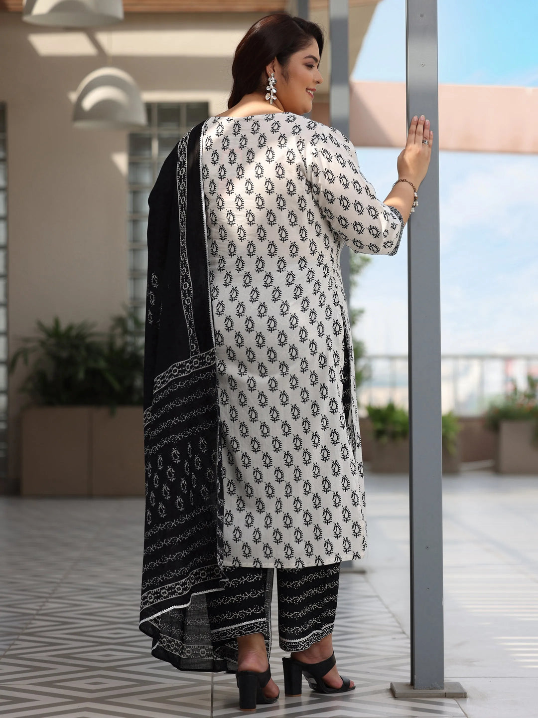  Plus Size Off White Printed Cotton Straight Suit With Dupatta 