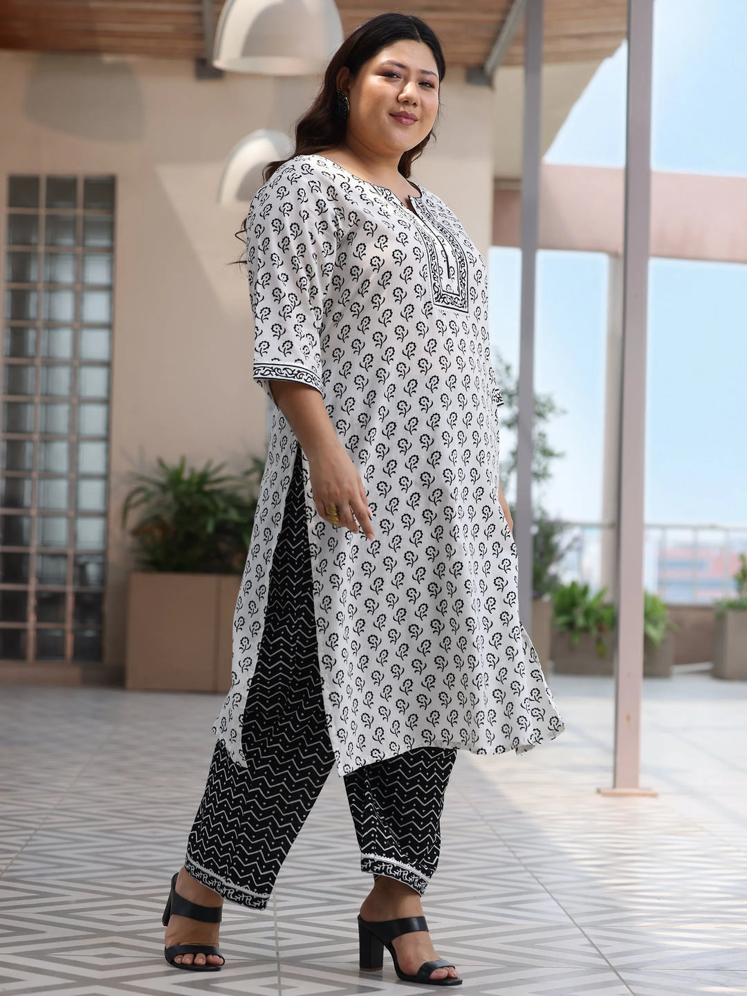  Plus Size Off White Printed Cotton Straight Suit With Dupatta 