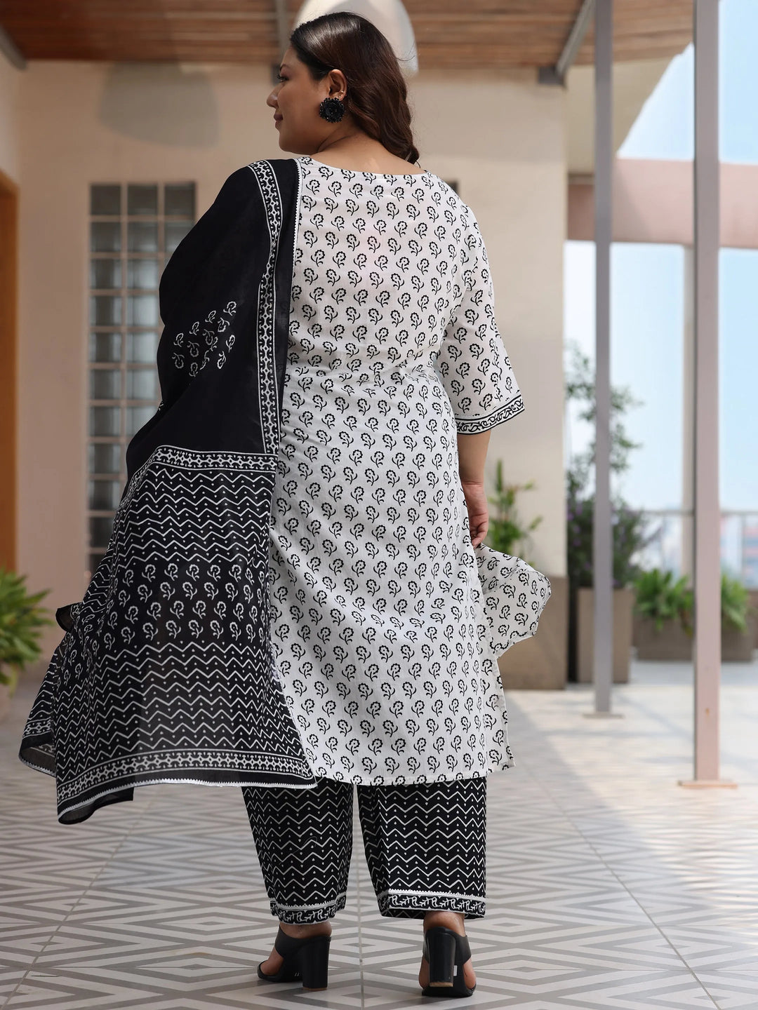  Plus Size Off White Printed Cotton Straight Suit With Dupatta 