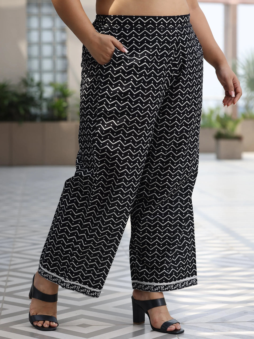  Plus Size Off White Printed Cotton Straight Suit With Dupatta 