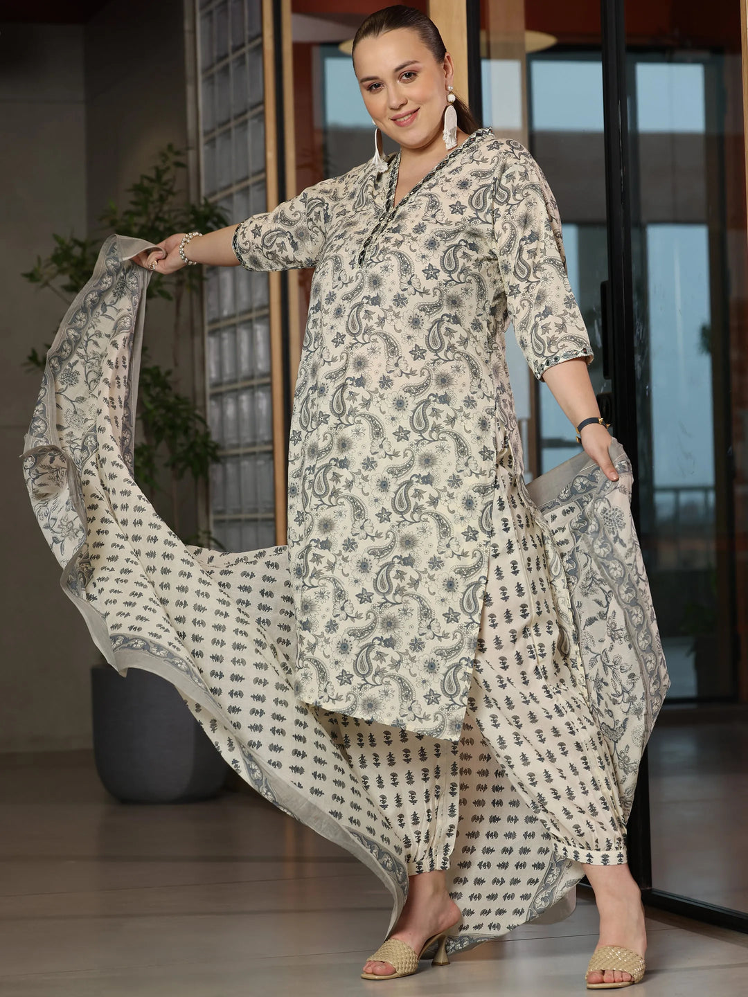  Plus Size Grey Printed Cotton Straight Suit With Dupatta 