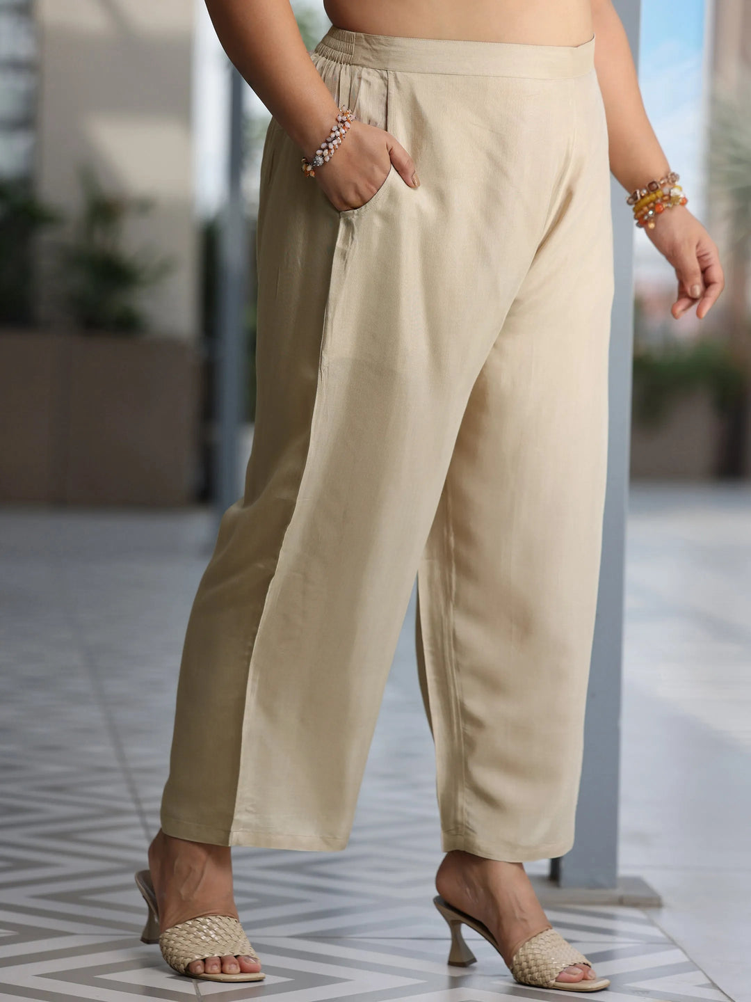  Plus Size Grey Printed Organza Straight Suit With Dupatta 