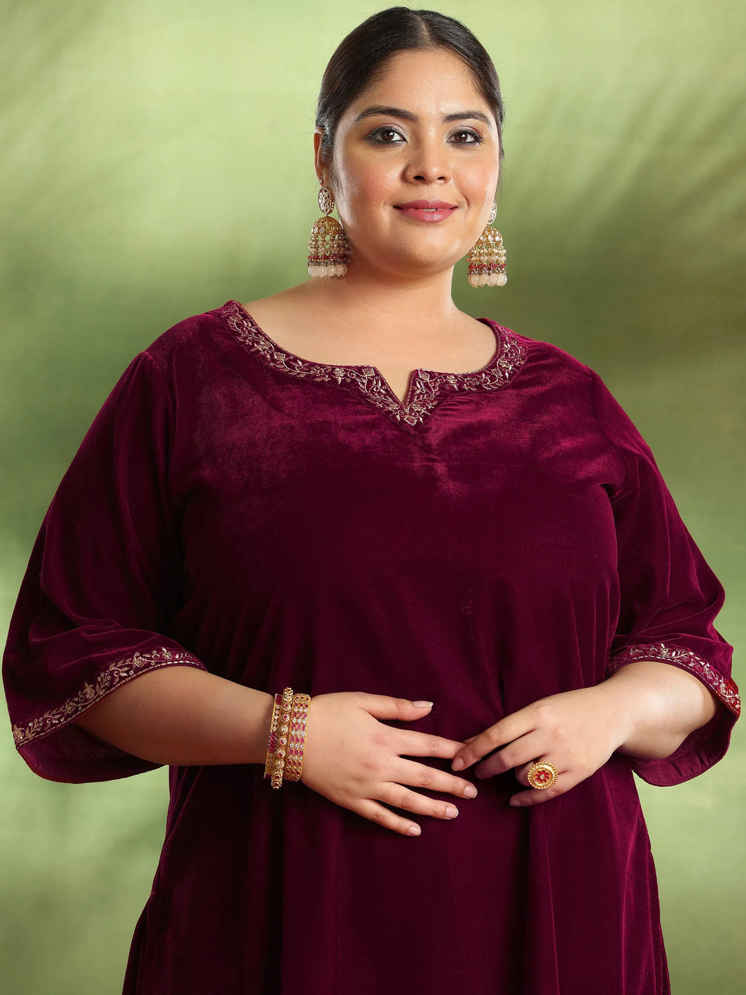  Plus Size Maroon Solid Velvet Straight Suit With Dupatta 