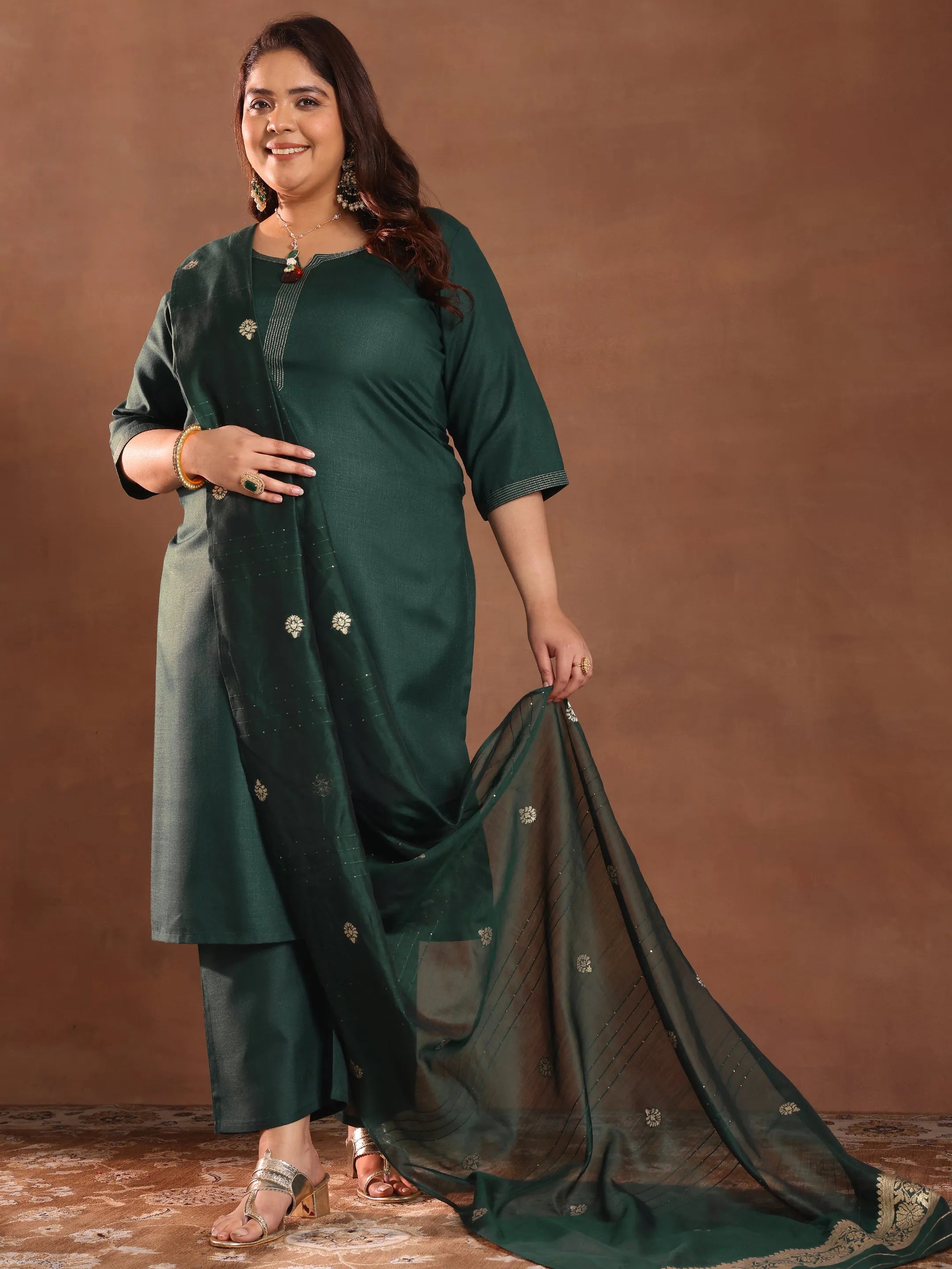 Plus Size Green Solid Cotton Blend Straight Suit Set With Dupatta-image-38