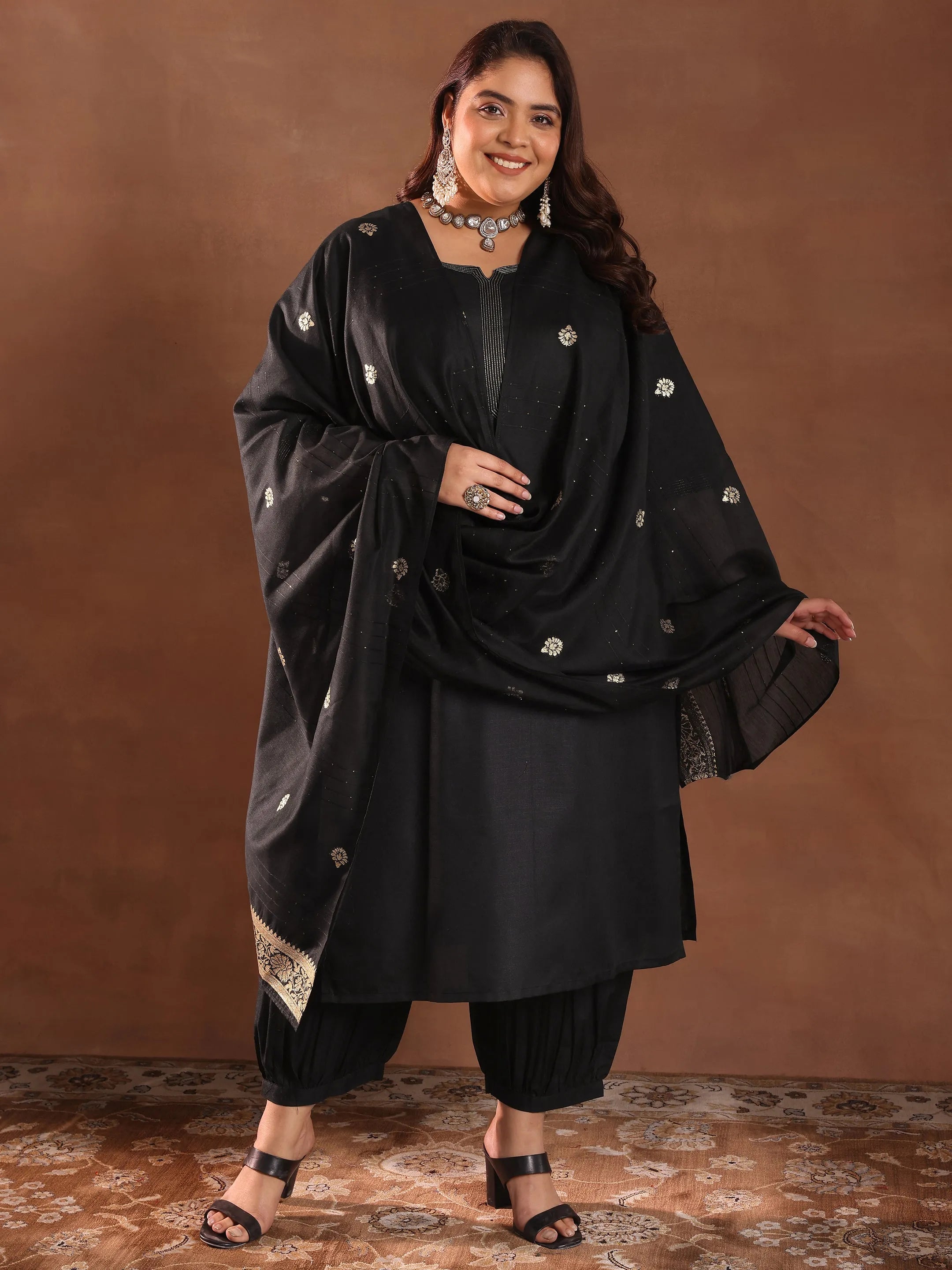 libas Plus Size Black Solid Cotton Blend Straight Suit Set With Dupatta-picture-23