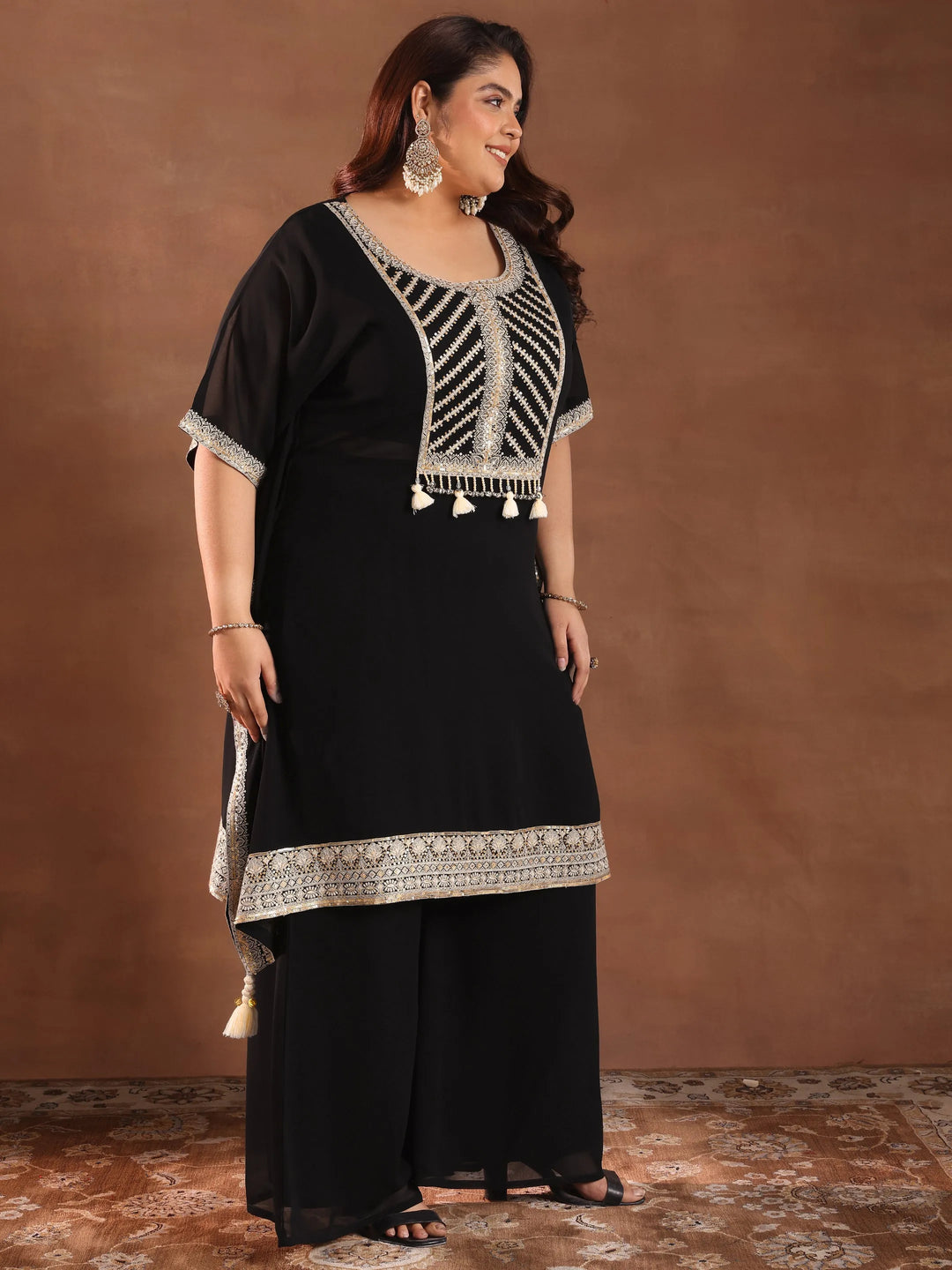  Plus Size Black Embroidered Georgette Kaftan Kurta Set 