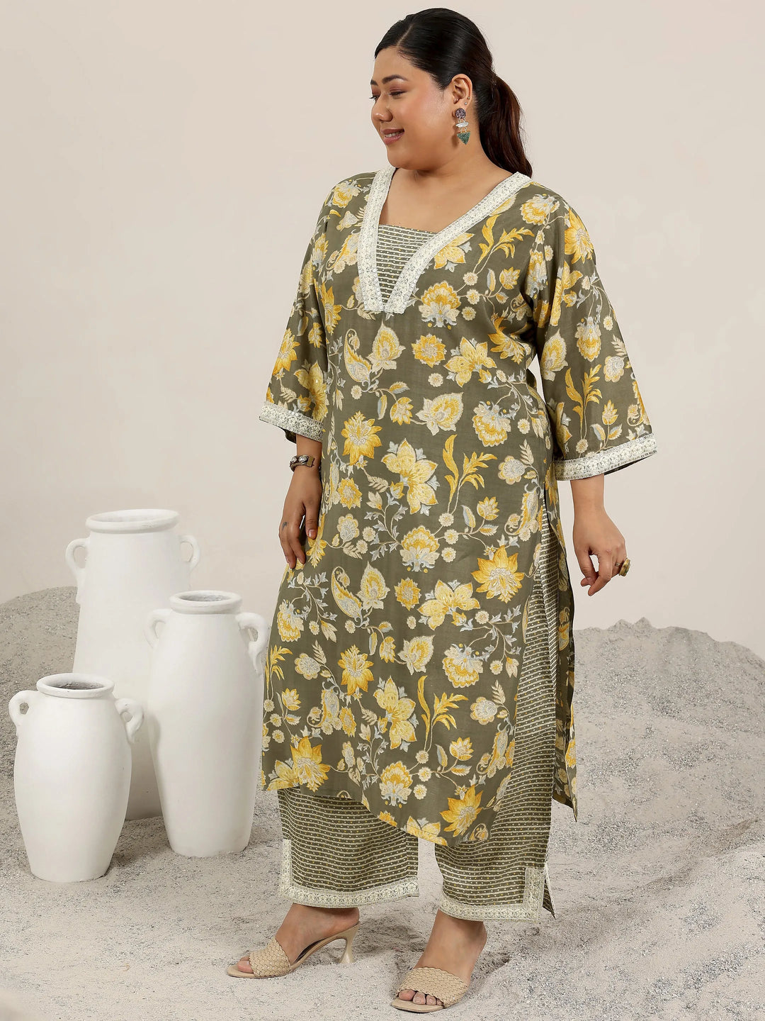  Plus Size Grey Printed Silk Blend Straight Kurta Set 