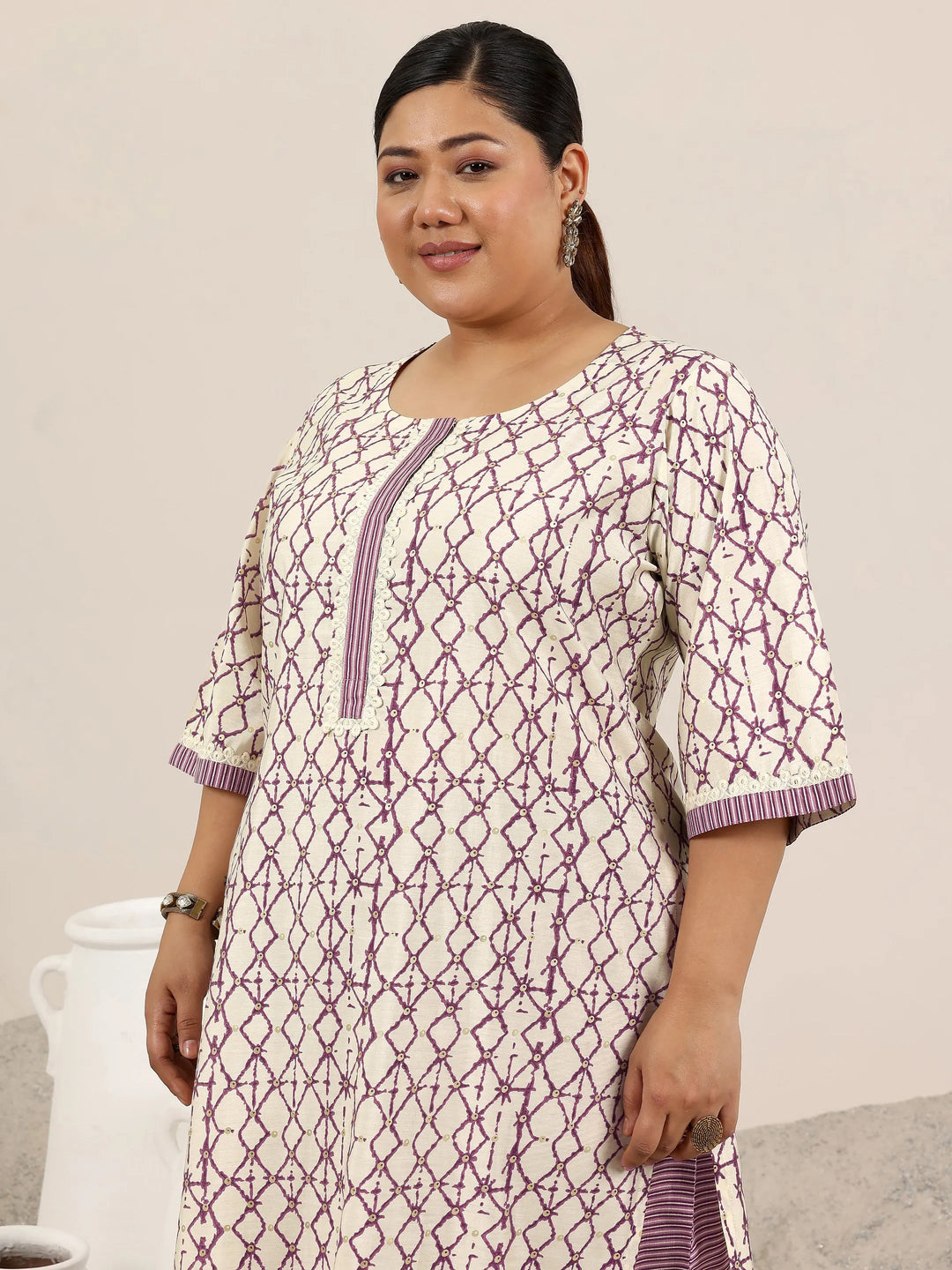  Plus Size Off White Printed Silk Blend Straight Kurta Set 