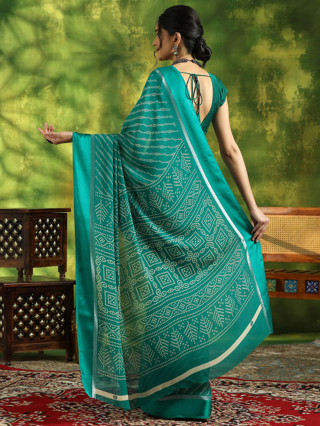 Green Printed Satin Saree With Unstitched Blouse Piece - Libas 