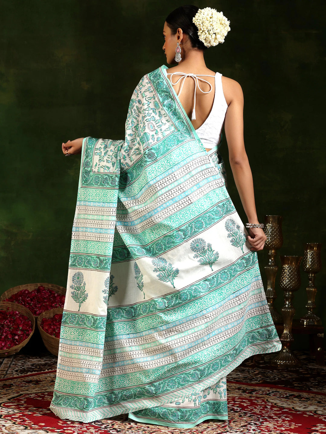  Off White Printed Cotton Saree With Unstitched Blouse Piece 