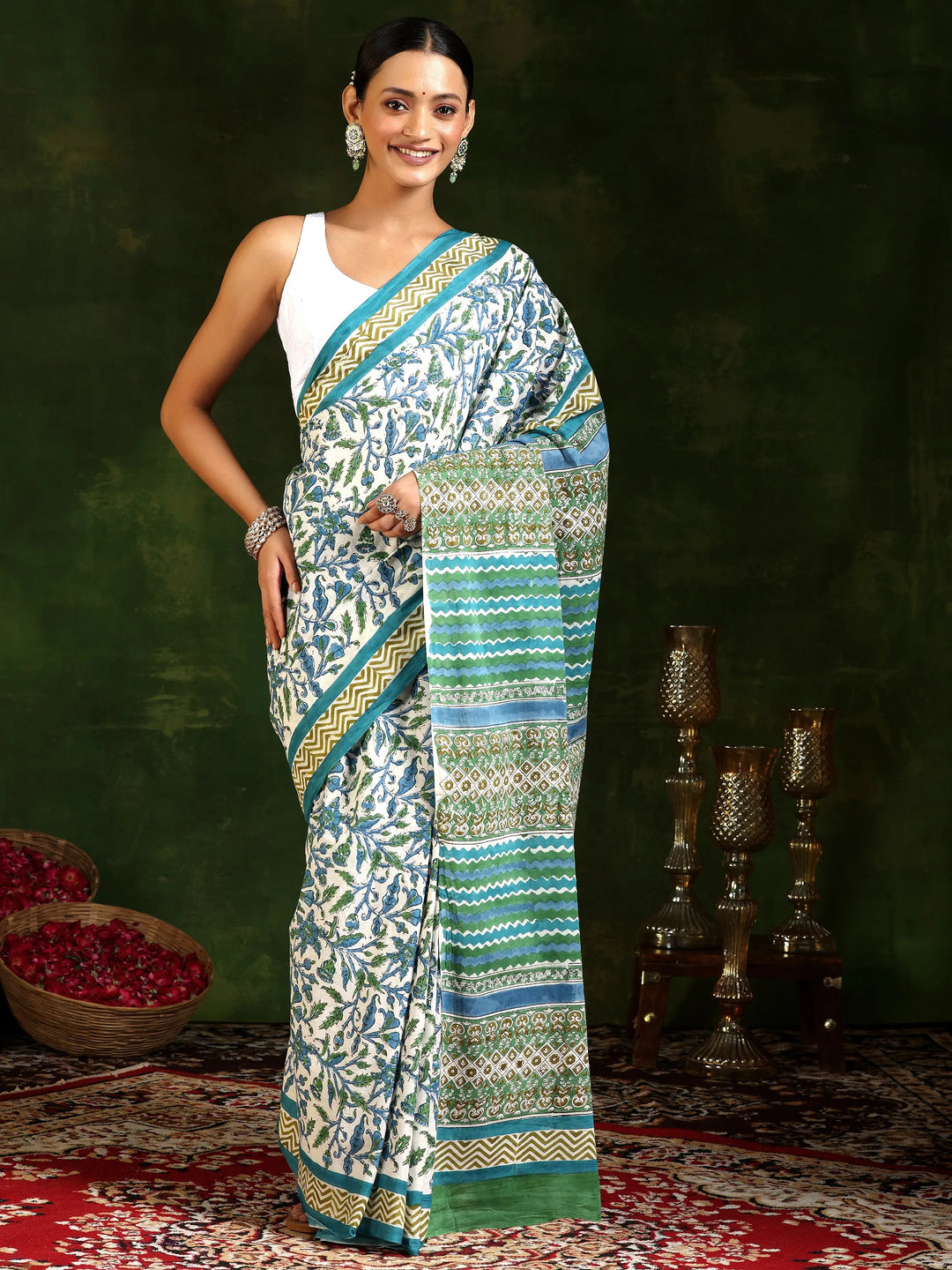  Off White Printed Cotton Saree With Unstitched Blouse Piece 