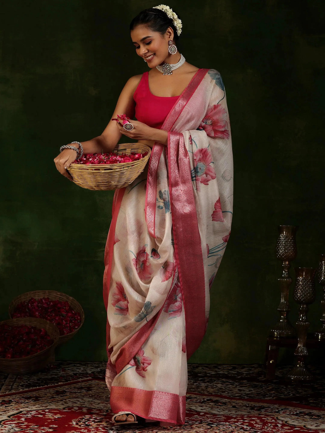 Beige Printed Silk Blend Saree With Unstitched Blouse Piece