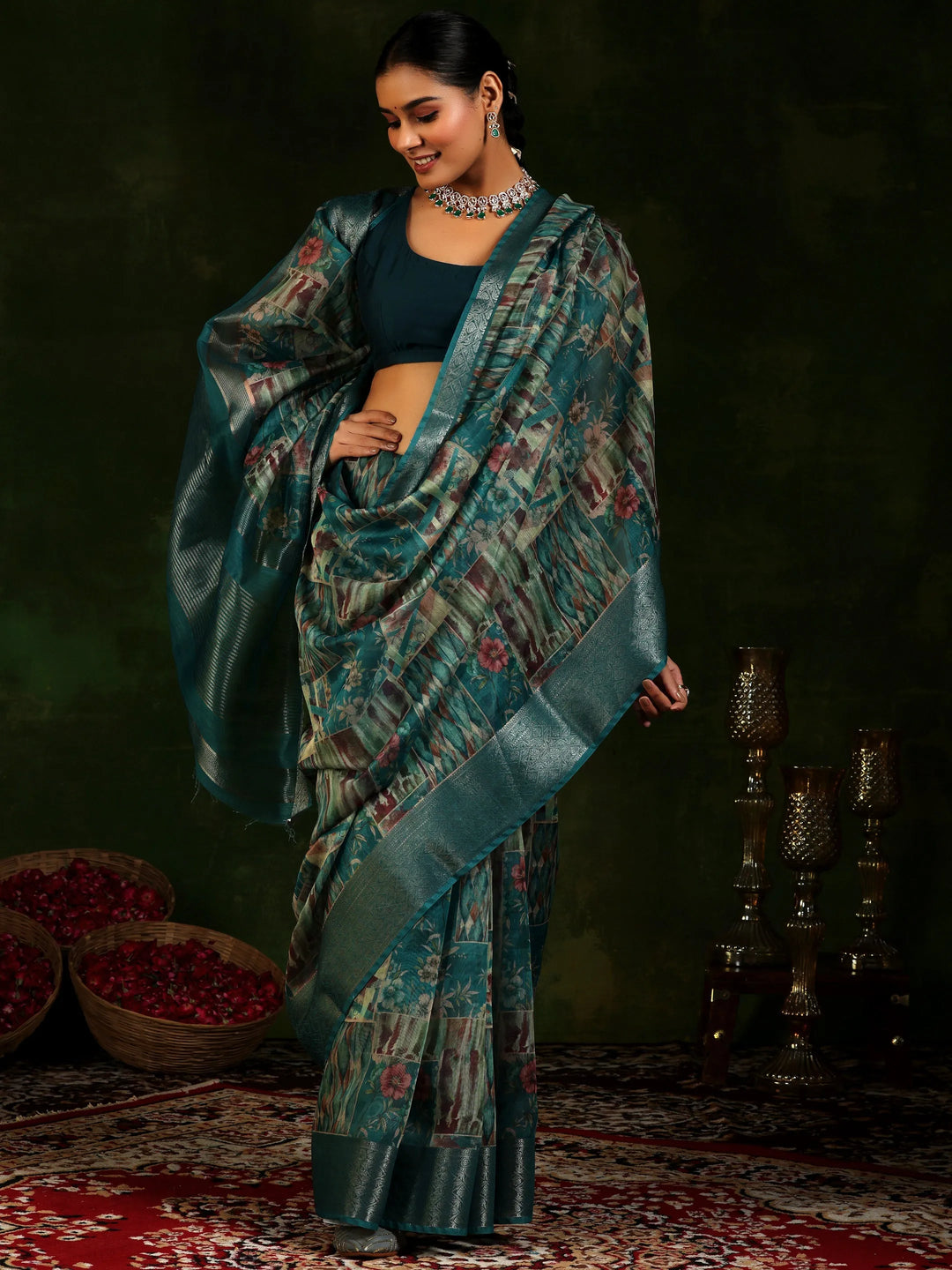  Green Printed Silk Blend Saree With Unstitched Blouse Piece 