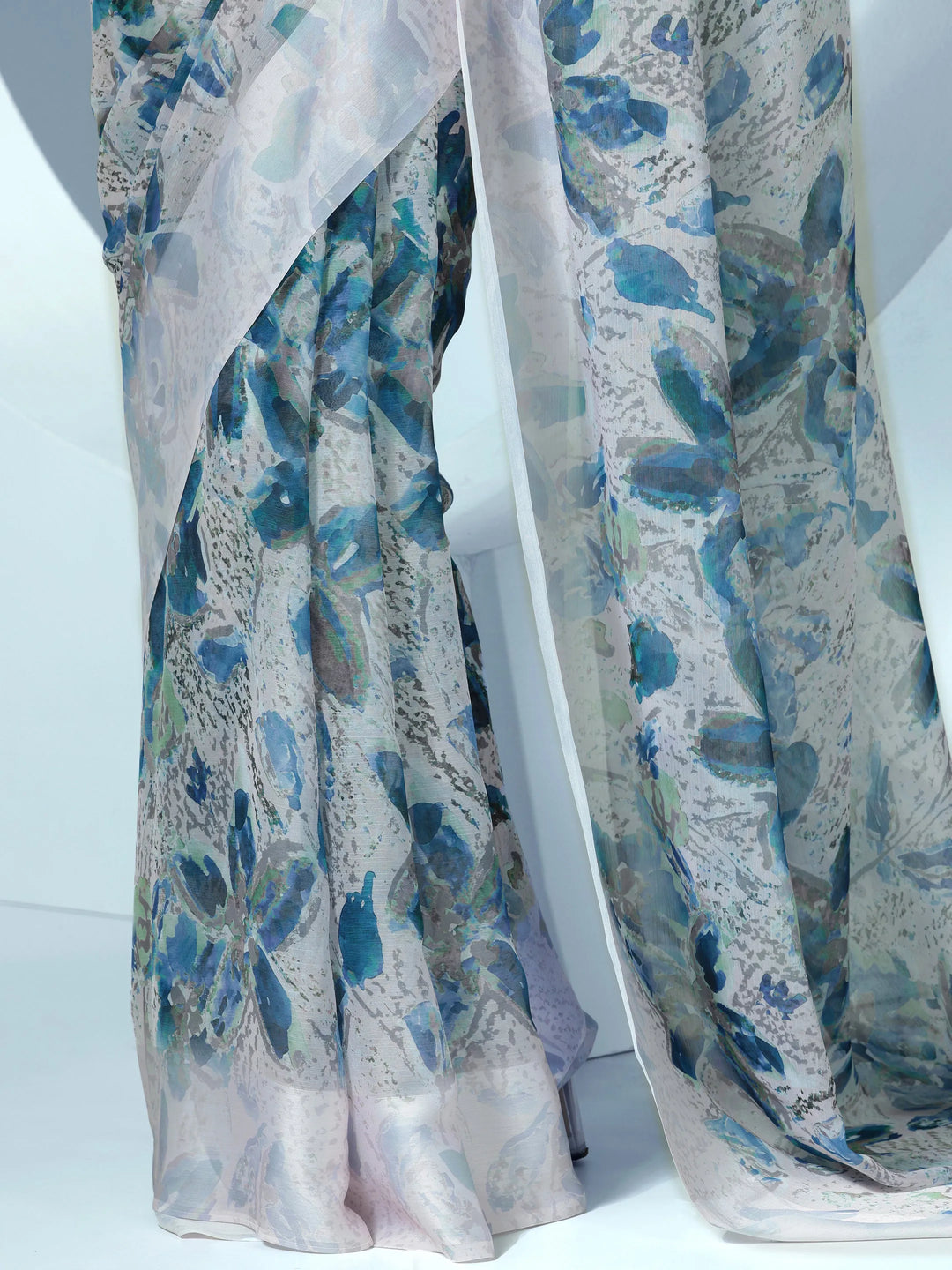  Off White Printed Poly Chiffon Saree With Unstitched Blouse Piece 
