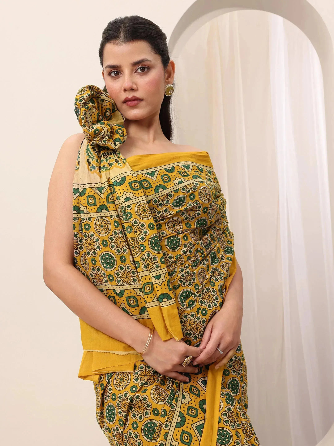 Mustard Printed Cotton Saree With Unstitched Blouse