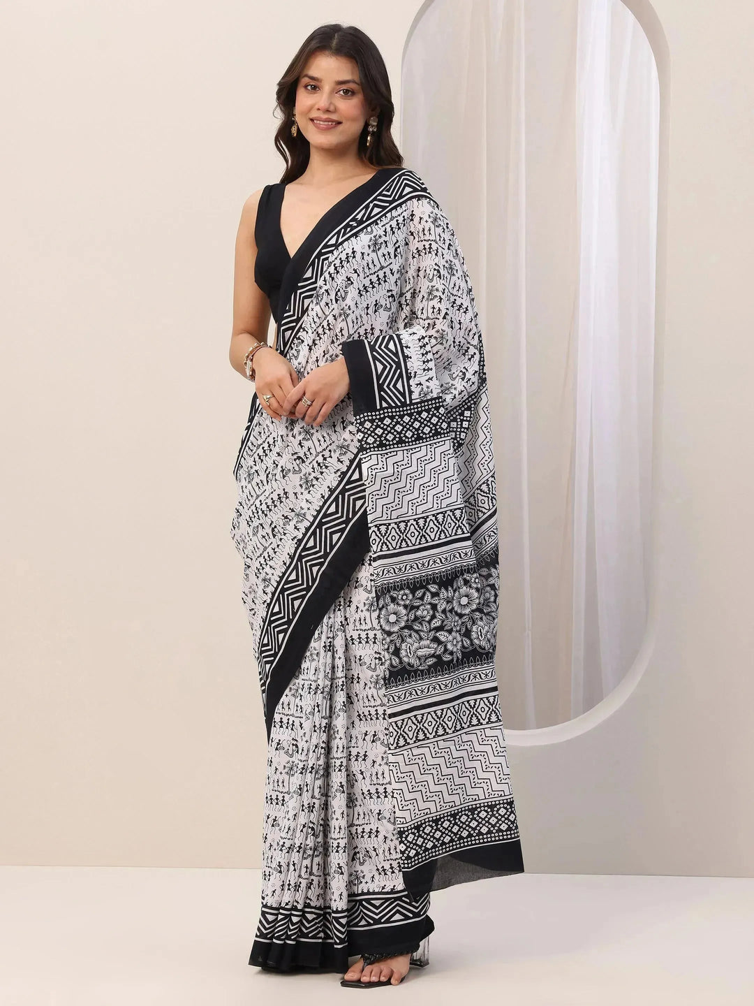  White Printed Cotton Saree With Unstitched Blouse 