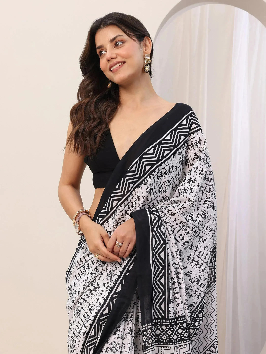 White Printed Cotton Saree With Unstitched Blouse