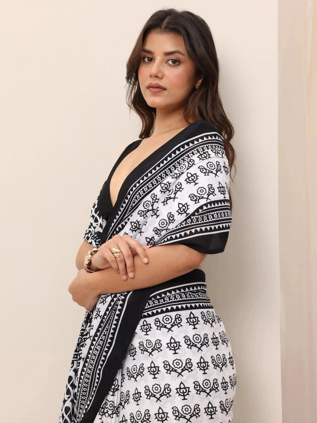 White Printed Cotton Saree With Unstitched Blouse