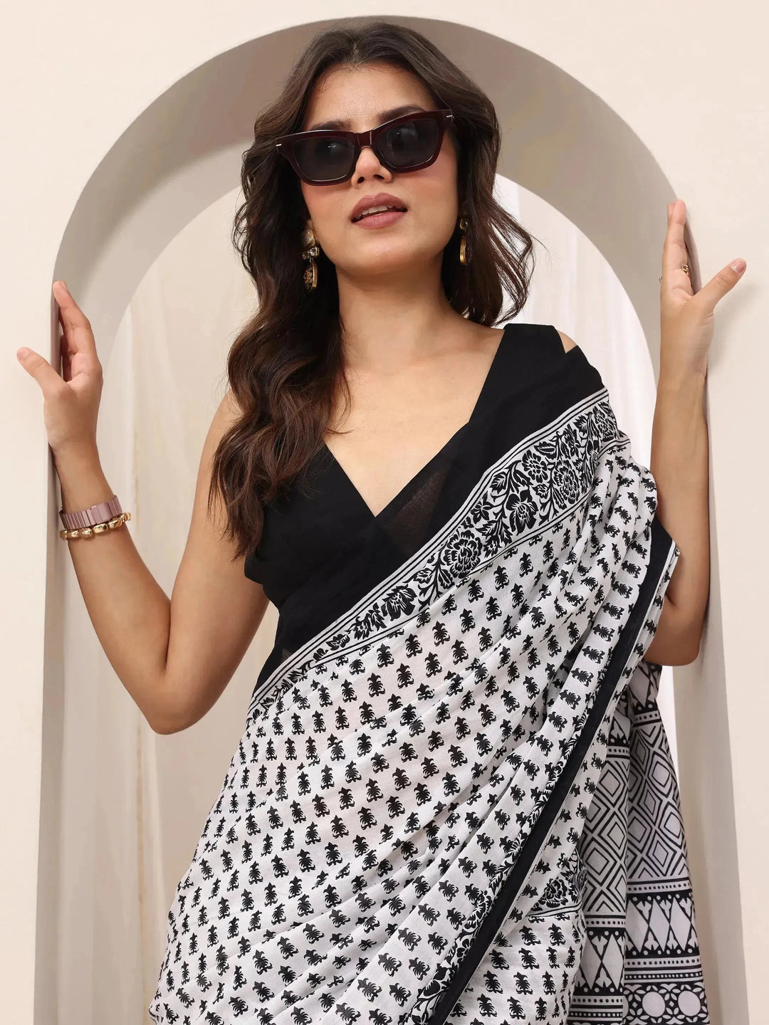 White Printed Cotton Saree With Unstitched Blouse