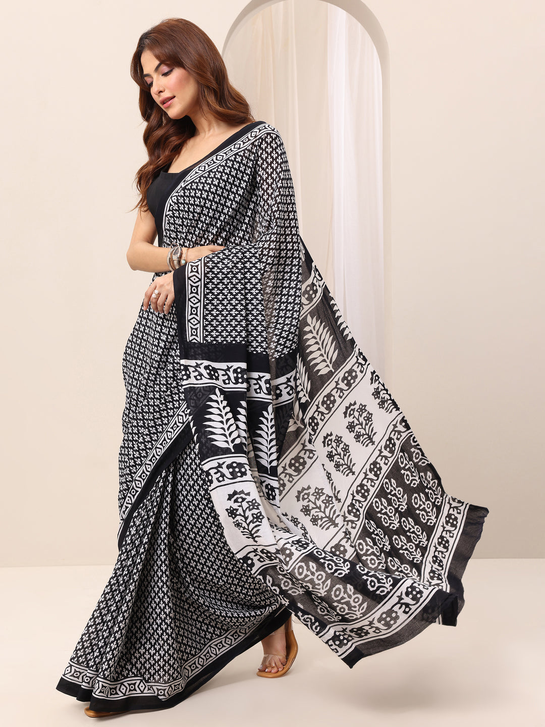  Black Printed Cotton Saree With Unstitched Blouse 