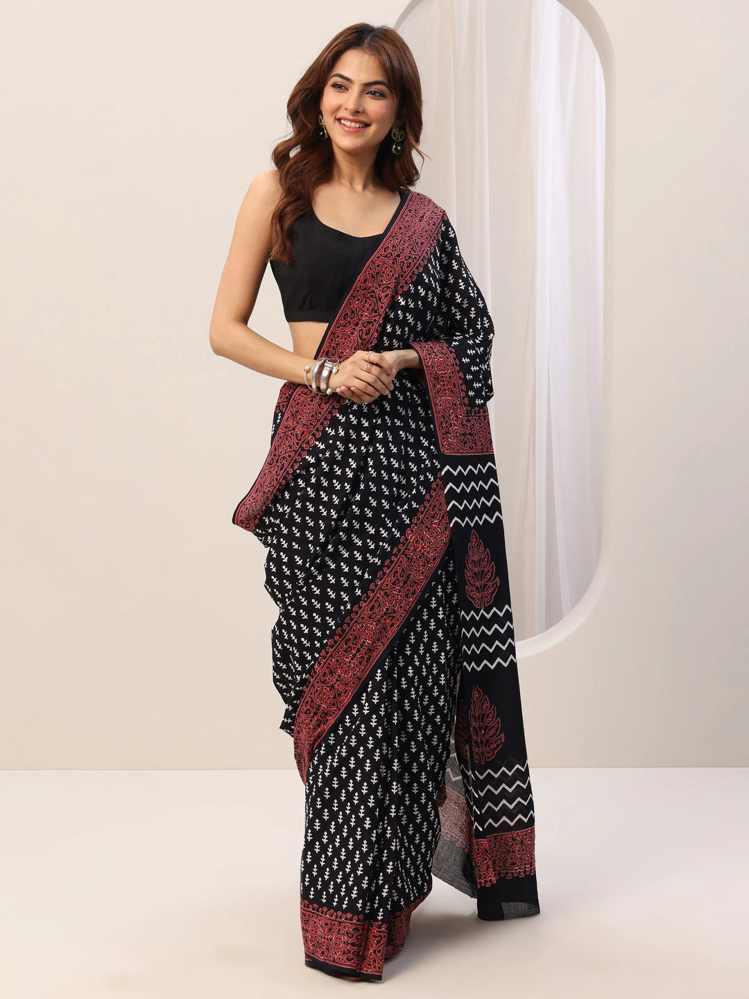  Black Printed Cotton Saree With Unstitched Blouse Piece 
