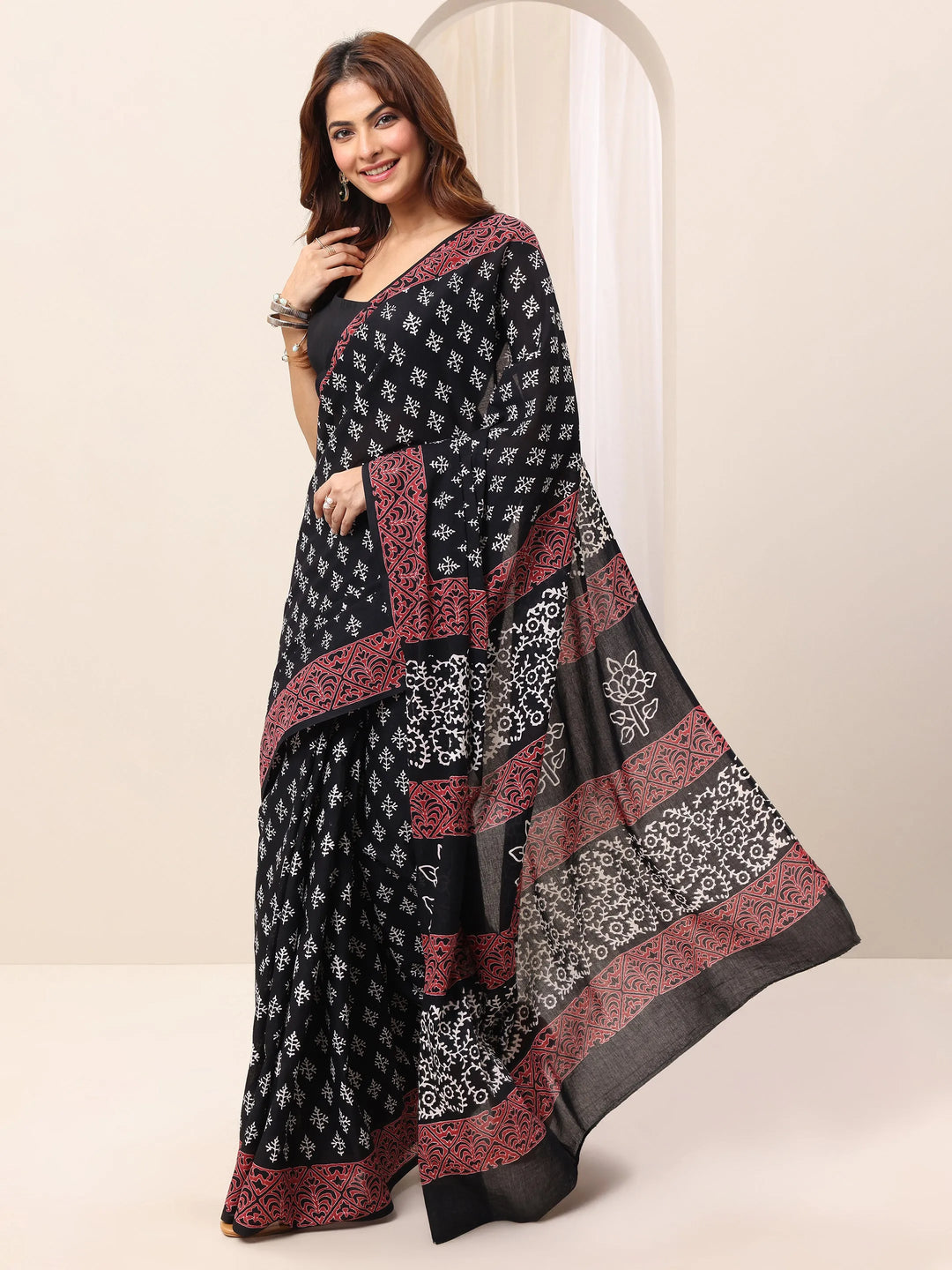  Black Printed Cotton Saree With Unstitched Blouse Piece 