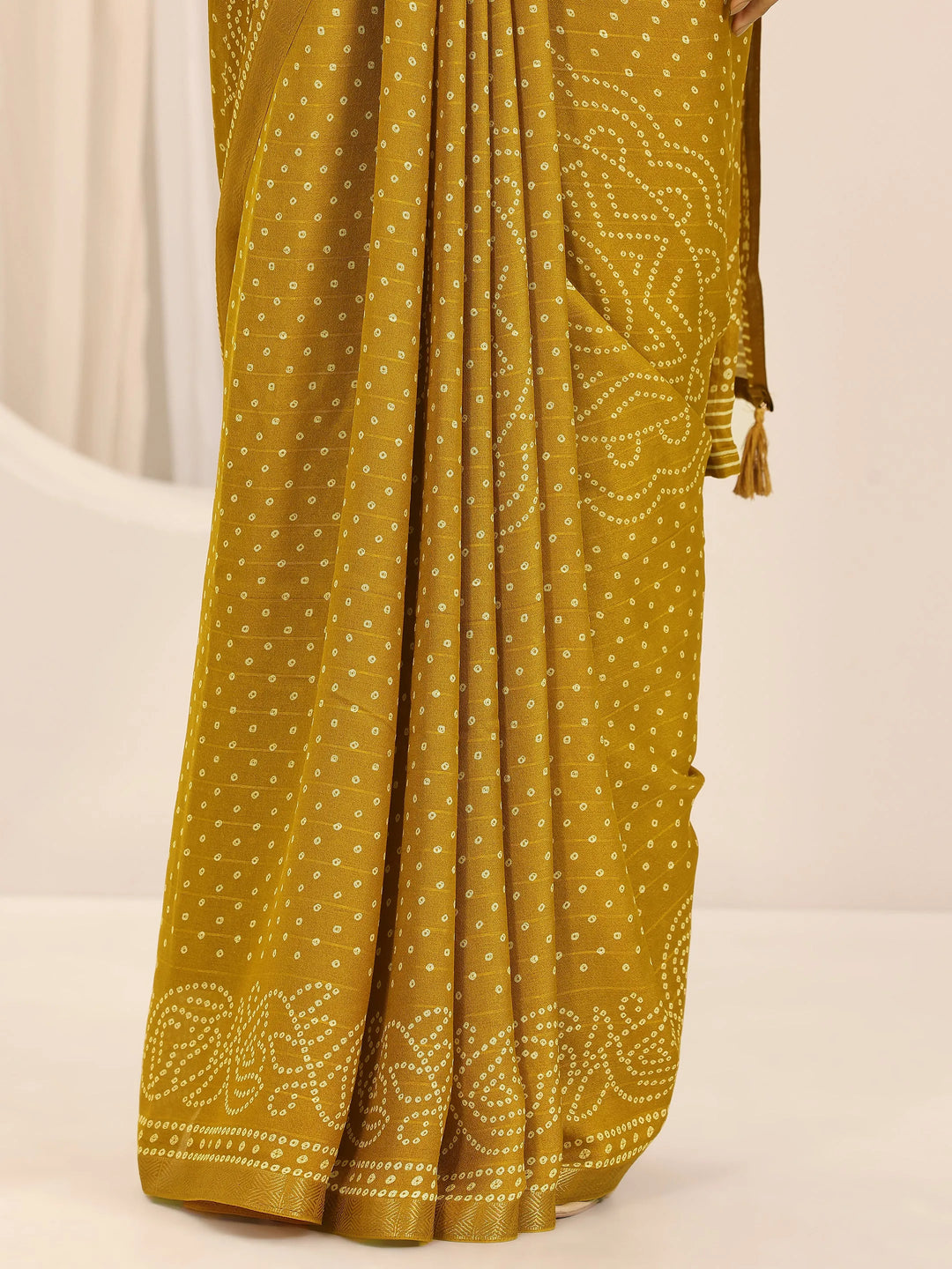  Mustard Printed Georgette Saree With Unstitched Blouse Piece 