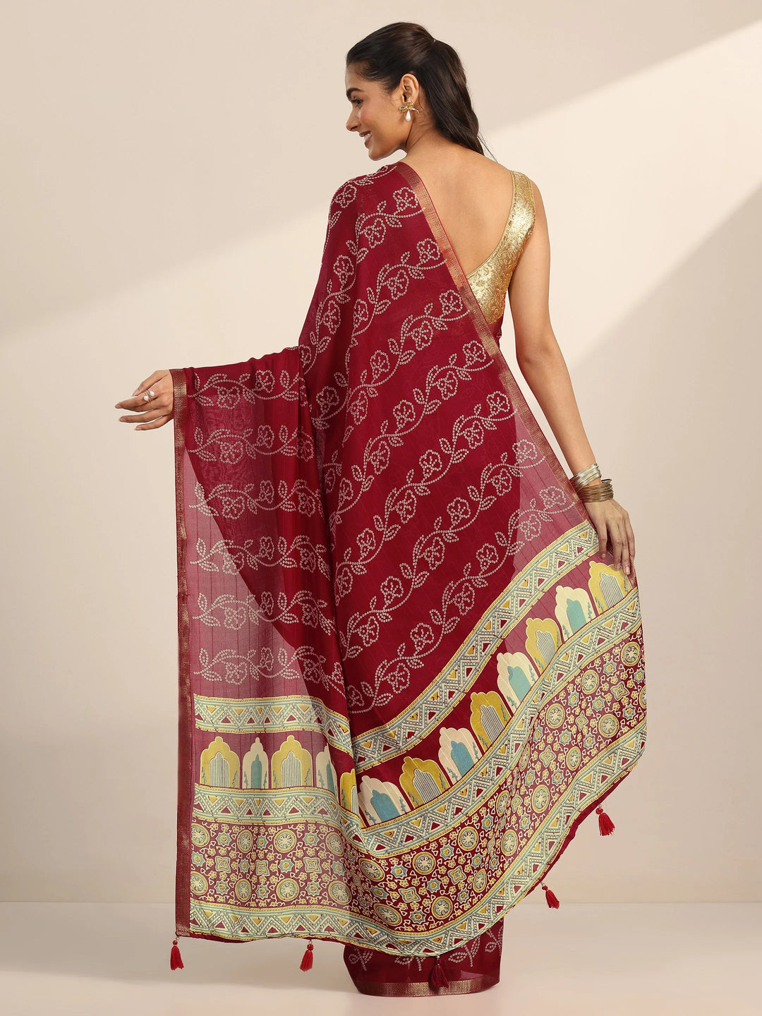  Red Printed Georgette Saree With Unstitched Blouse Piece 